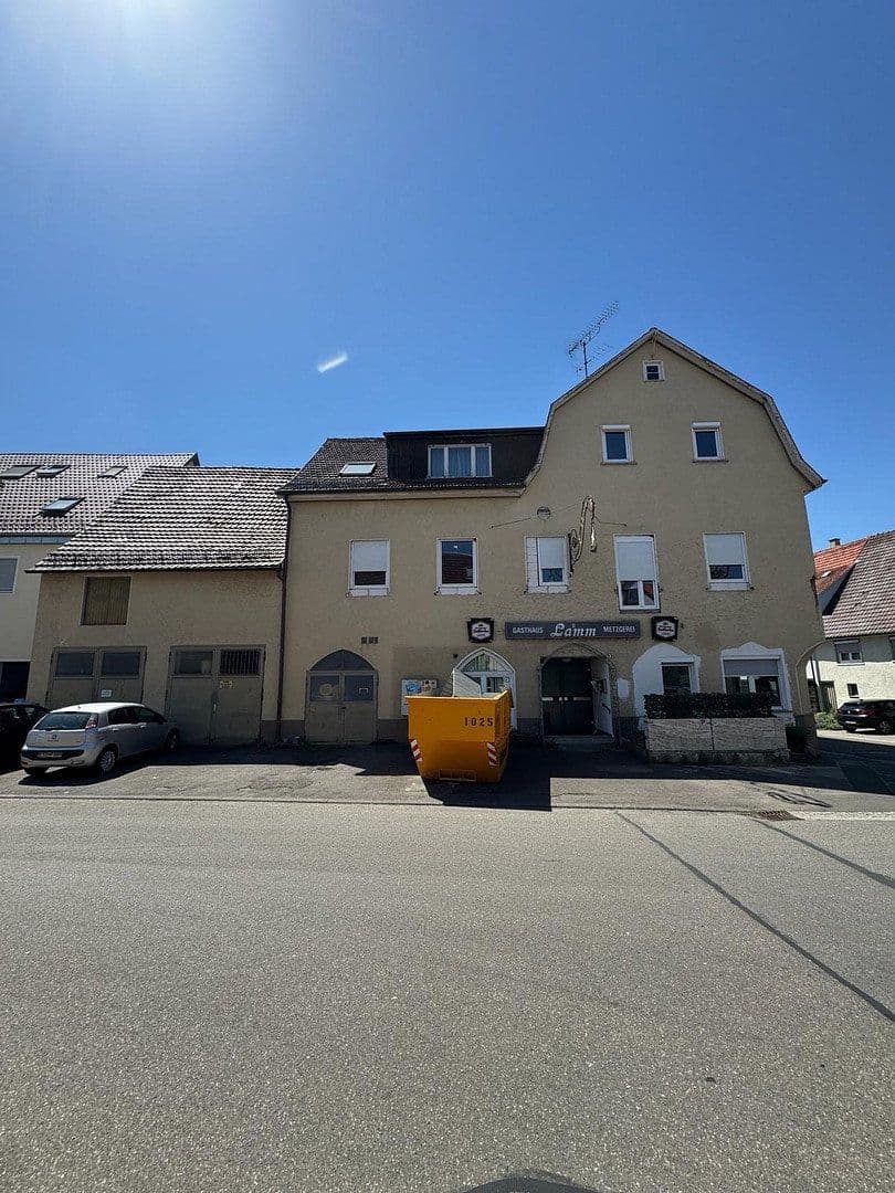 house for sale, 1,055 m², Holzmaden, Baden-Württemberg house for sale, 1,055 m², Holzmaden, Baden-Württemberg