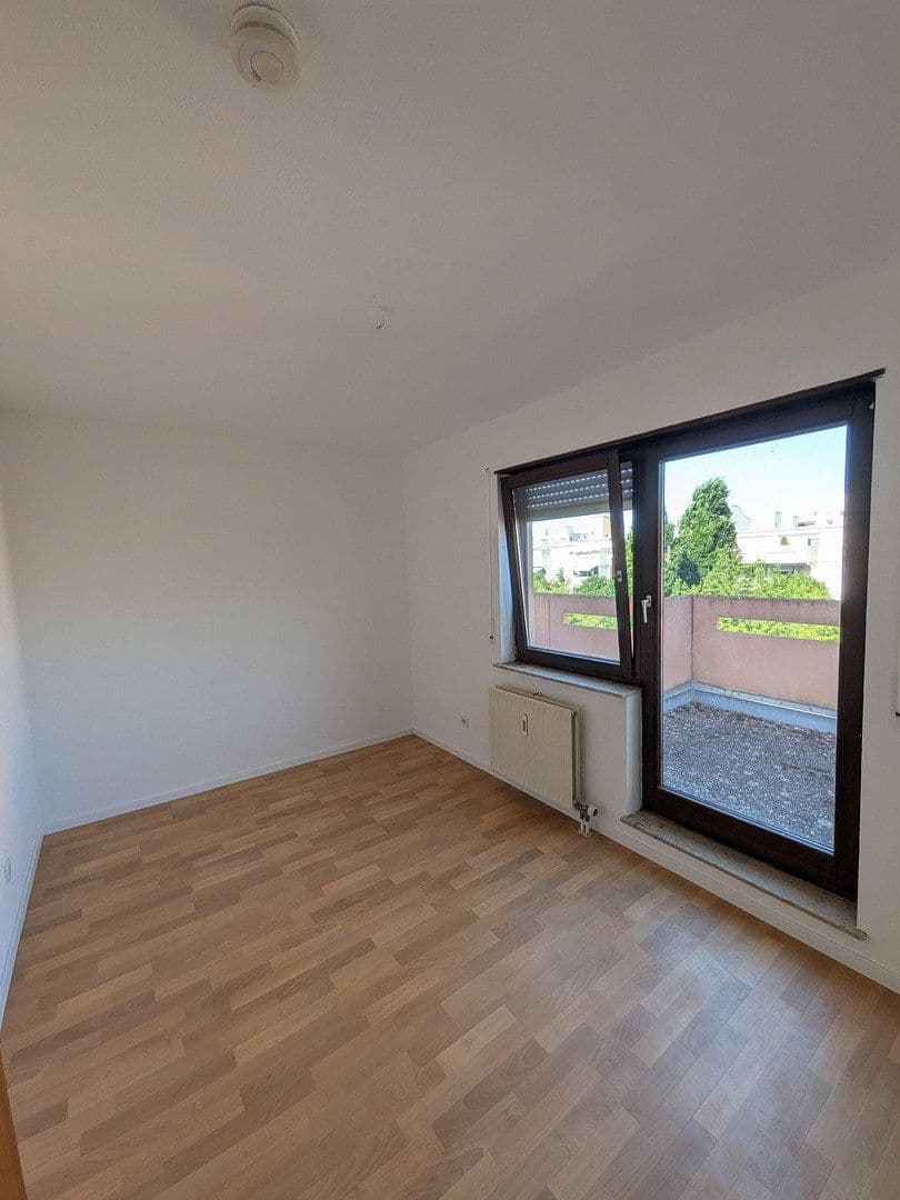 4 bedroom flat to rent, 127 m², Tübinger Straße 43, Tamm, Baden-Württemberg 4 bedroom flat to rent, 127 m², Tübinger Straße 43, Tamm, Baden-Württemberg