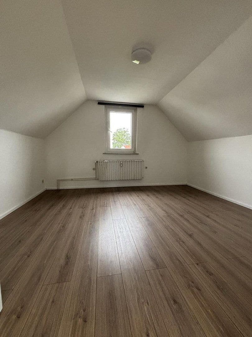 4 bedroom flat to rent, 82 m², Taunusstraße 33, Oberursel (Taunus), Hesse 4 bedroom flat to rent, 82 m², Taunusstraße 33, Oberursel (Taunus), Hesse