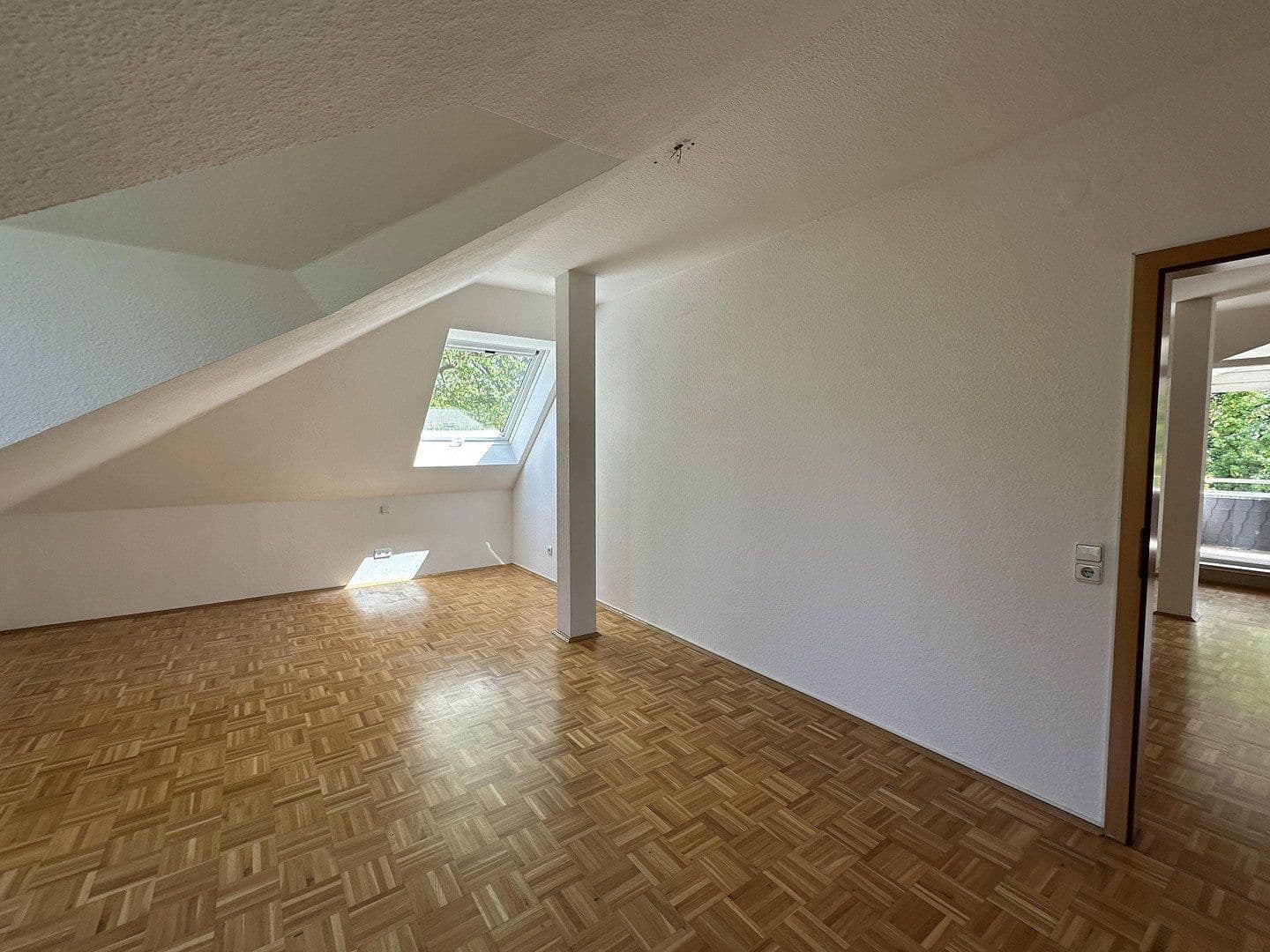 3 bedroom flat to rent, 106 m², Landgraf-Karl-Straße 19 A, Kassel, Hesse 3 bedroom flat to rent, 106 m², Landgraf-Karl-Straße 19 A, Kassel, Hesse