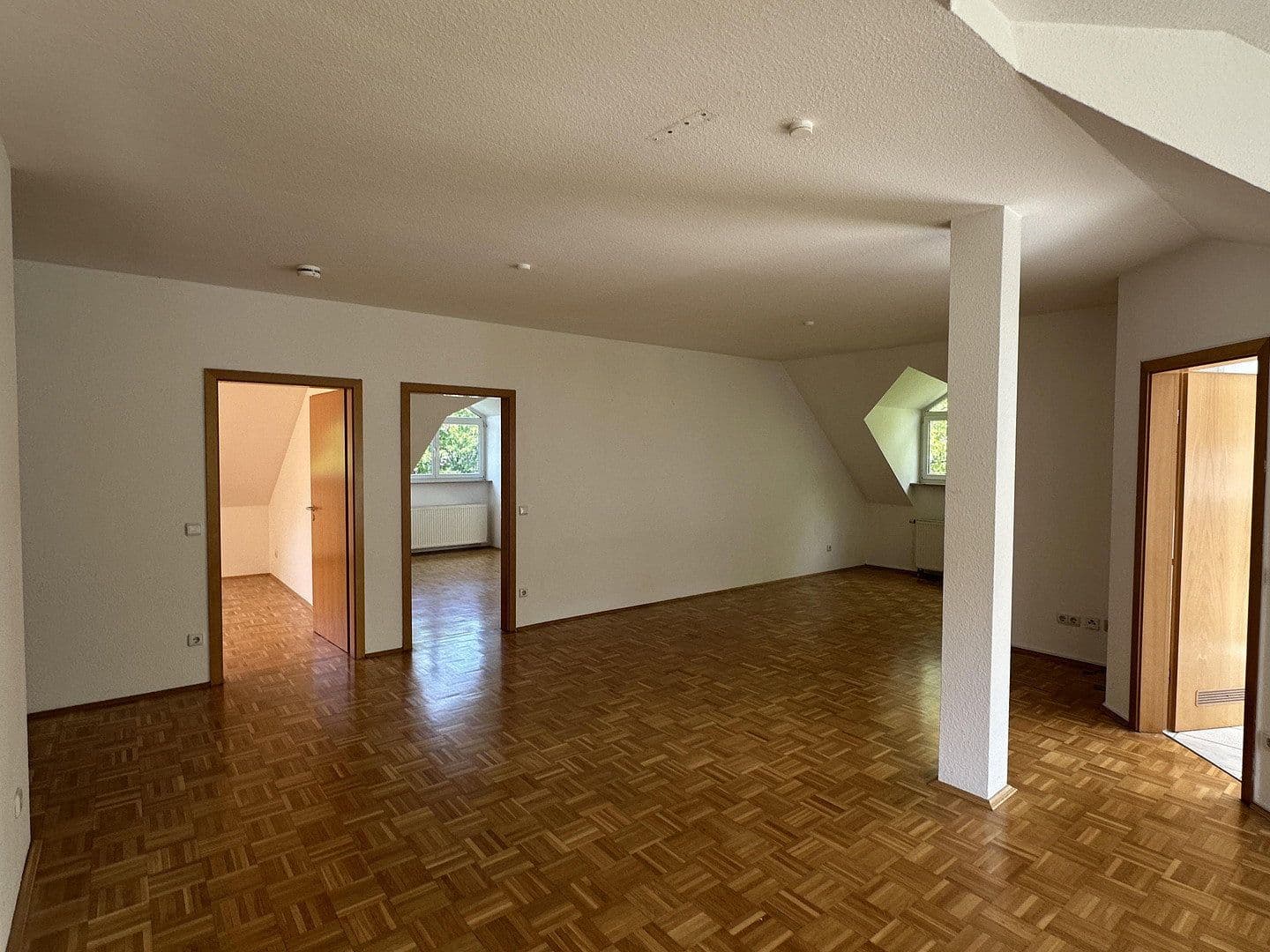 3 bedroom flat to rent, 106 m², Landgraf-Karl-Straße 19 A, Kassel, Hesse 3 bedroom flat to rent, 106 m², Landgraf-Karl-Straße 19 A, Kassel, Hesse