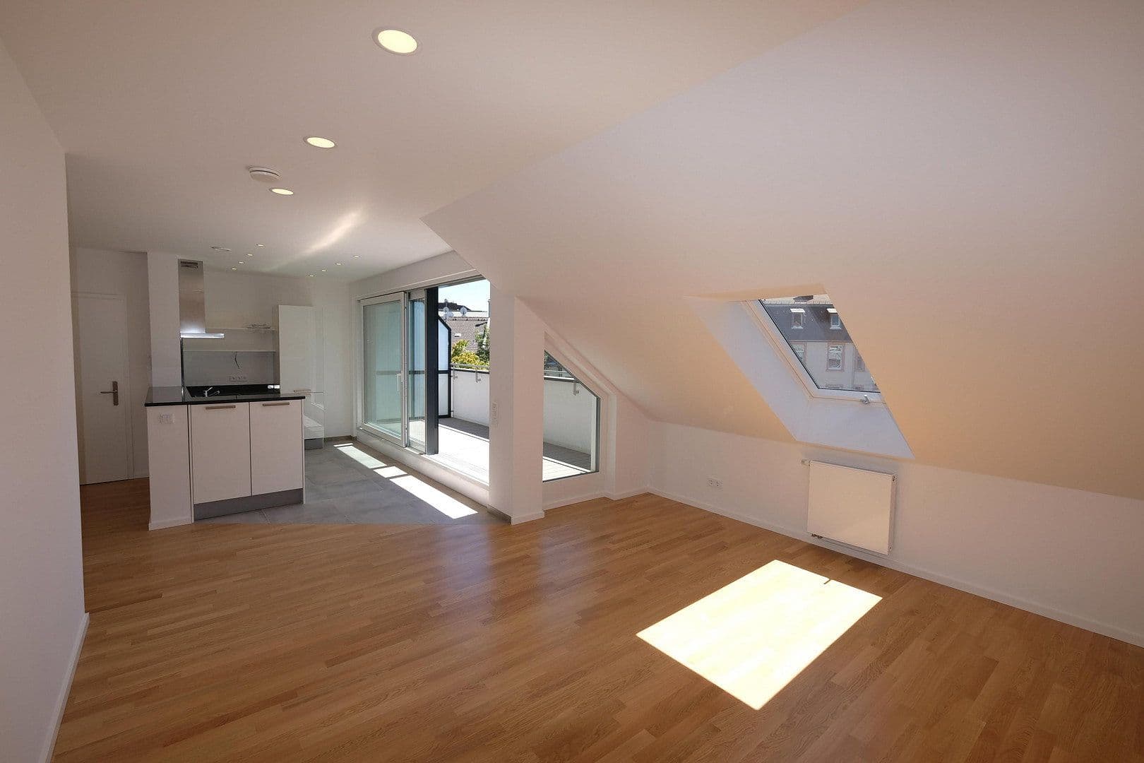 2 bedroom flat to rent, 65 m², Seilerstraße 7, Frankfurt am Main, Hesse 2 bedroom flat to rent, 65 m², Seilerstraße 7, Frankfurt am Main, Hesse