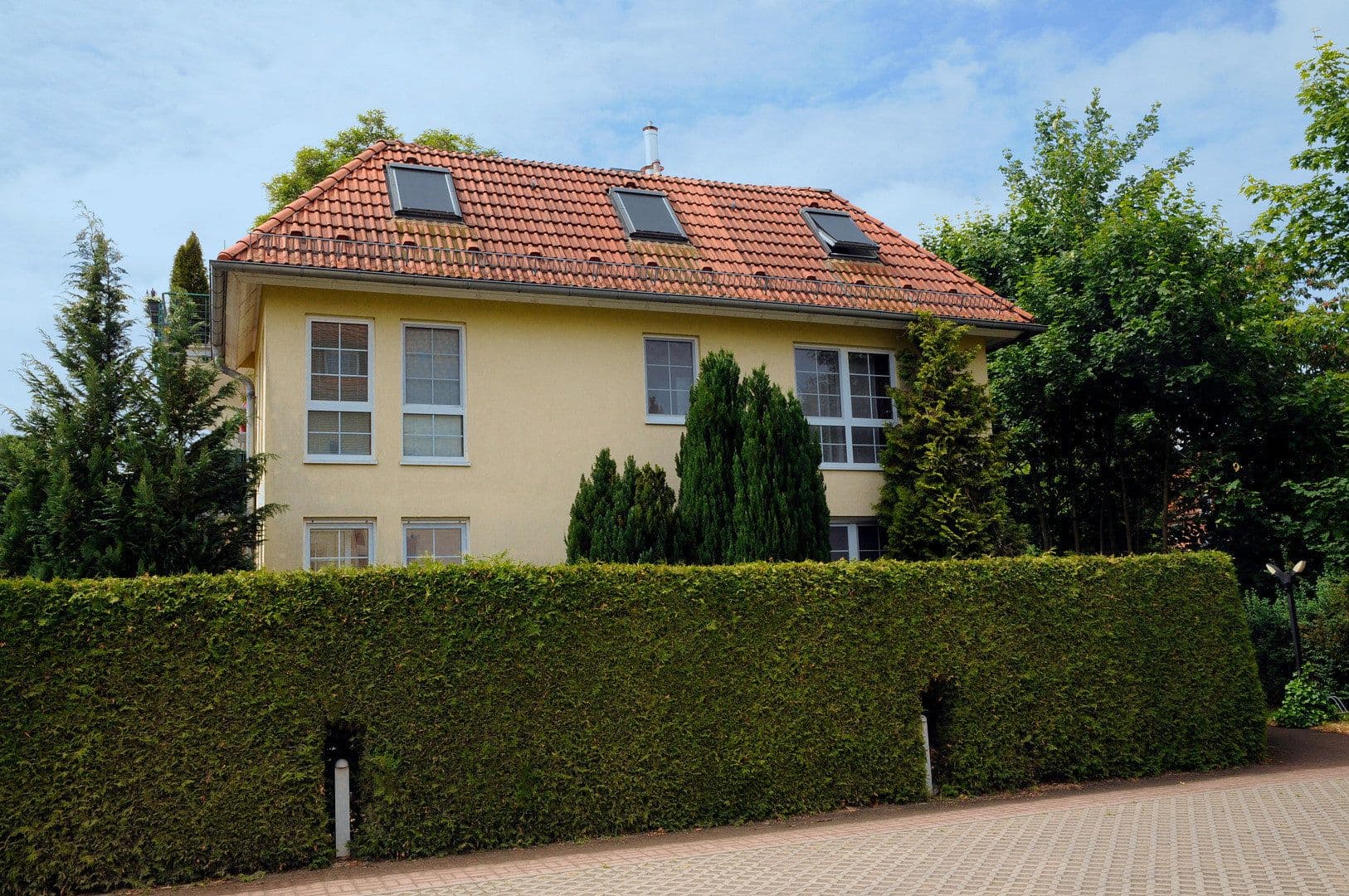house for sale, 532 m², Gartenweg 1, Hohen Neuendorf, Brandenburg house for sale, 532 m², Gartenweg 1, Hohen Neuendorf, Brandenburg