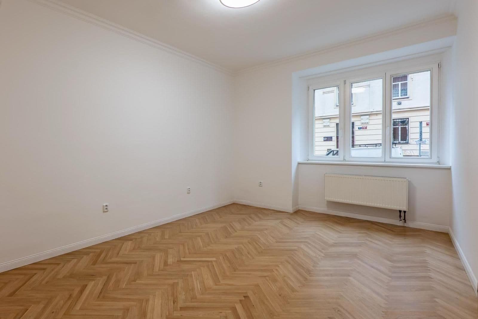 1 bedroom with open-plan kitchen flat to rent, 51 m², V Horkách, Prague, Prague 1 bedroom with open-plan kitchen flat to rent, 51 m², V Horkách, Prague, Prague