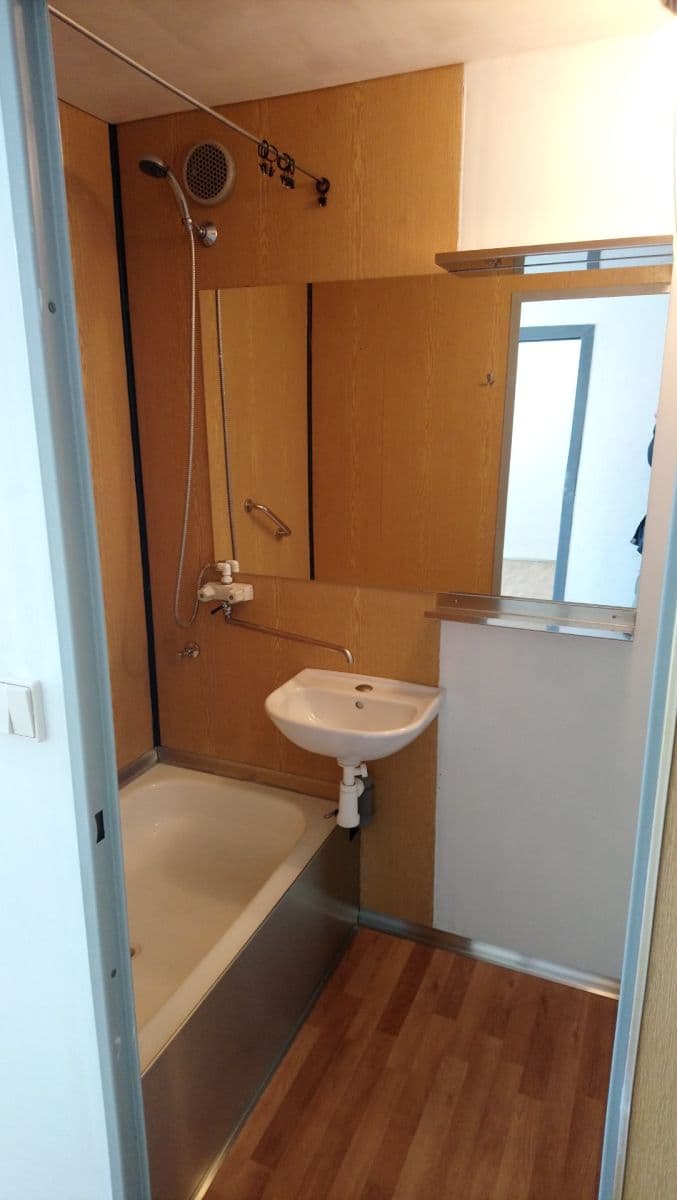 1 bedroom flat to rent, 32 m², Legionářská, Dvůr Králové nad Labem, Královéhradecký Region 1 bedroom flat to rent, 32 m², Legionářská, Dvůr Králové nad Labem, Královéhradecký Region