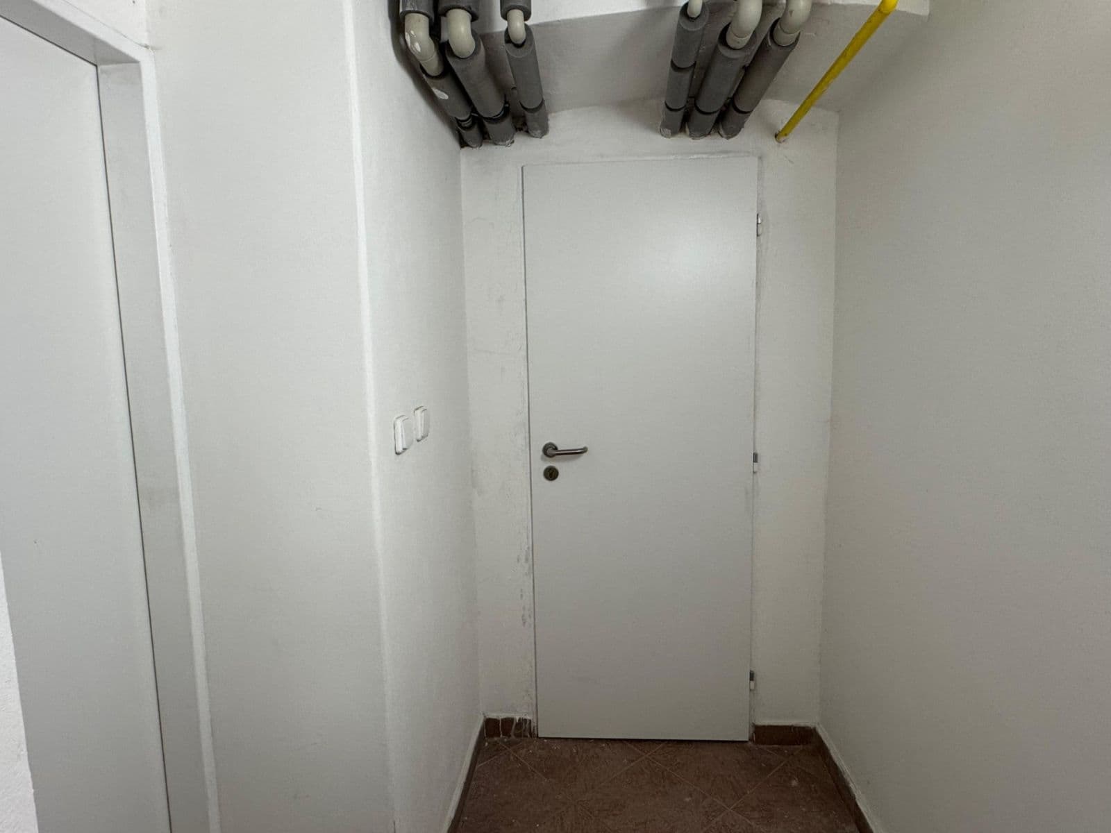 non-residential property for sale, 25 m², Tusarova, Prague, Prague non-residential property for sale, 25 m², Tusarova, Prague, Prague