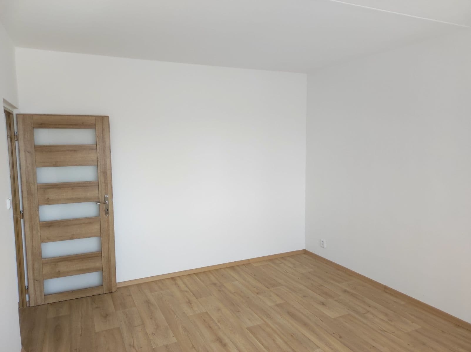 1 bedroom flat to rent, 38 m², Pod Zámečkem, Hradec Králové, Královéhradecký Region 1 bedroom flat to rent, 38 m², Pod Zámečkem, Hradec Králové, Královéhradecký Region