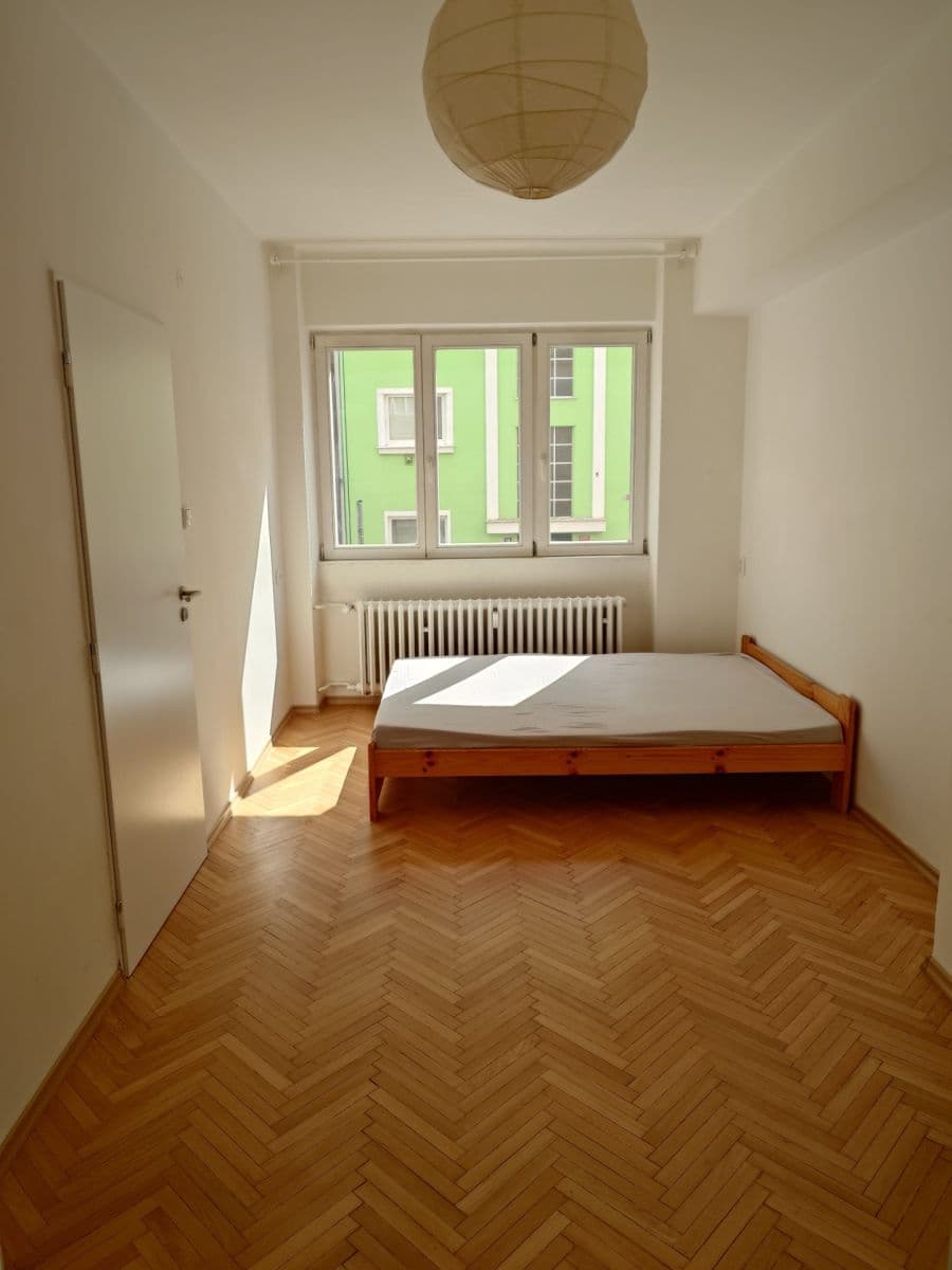 2 bedroom flat to rent, 52 m², Marie Cibulkové, Prague, Prague 2 bedroom flat to rent, 52 m², Marie Cibulkové, Prague, Prague
