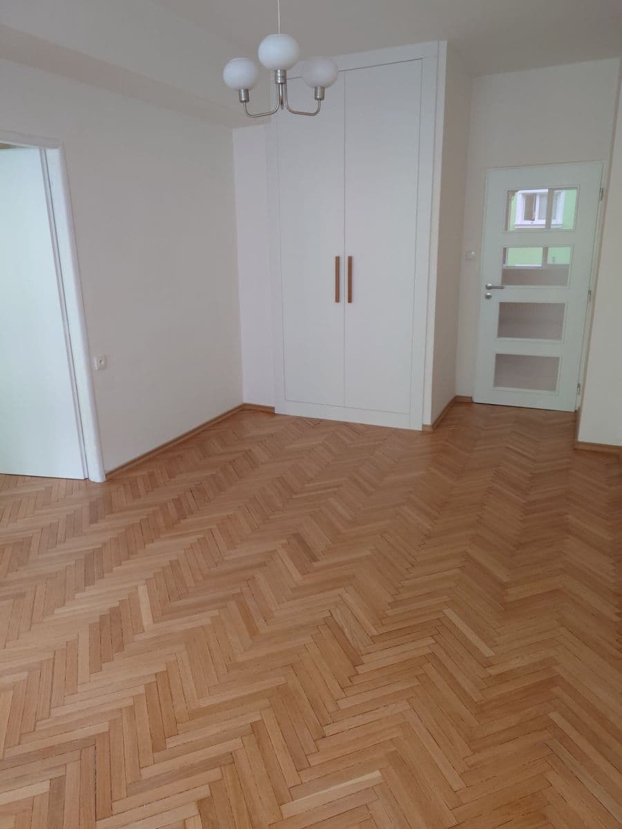 2 bedroom flat to rent, 52 m², Marie Cibulkové, Prague, Prague 2 bedroom flat to rent, 52 m², Marie Cibulkové, Prague, Prague