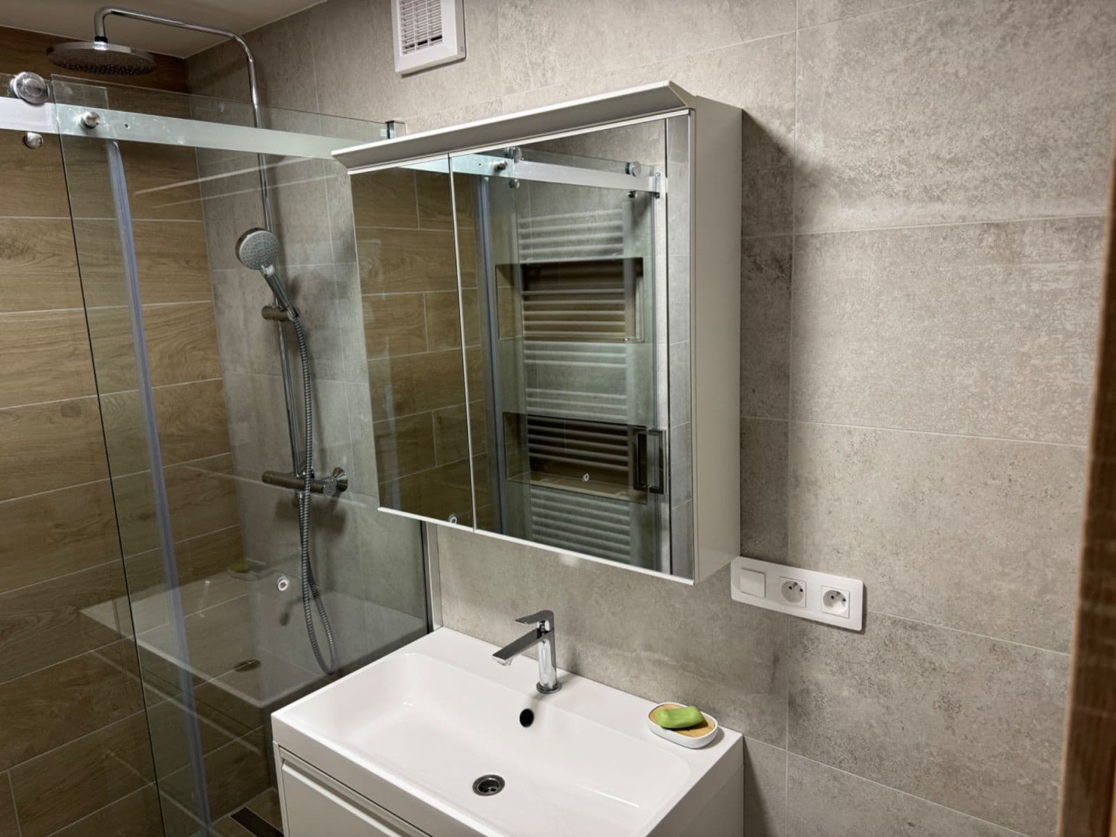 3 bedroom flat to rent, 67 m², Kurkova, Prague, Prague 3 bedroom flat to rent, 67 m², Kurkova, Prague, Prague