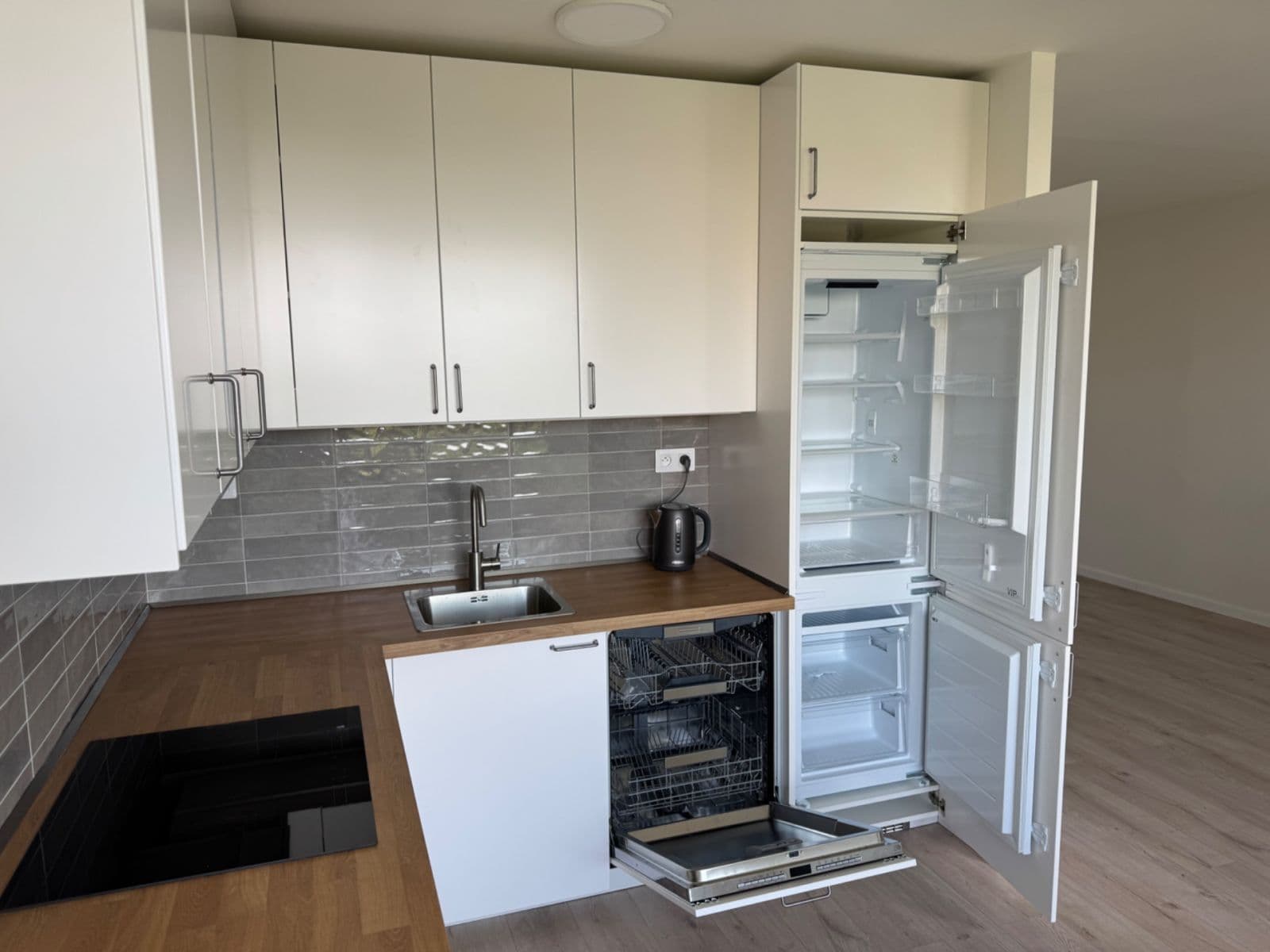 3 bedroom flat to rent, 67 m², Kurkova, Prague, Prague 3 bedroom flat to rent, 67 m², Kurkova, Prague, Prague