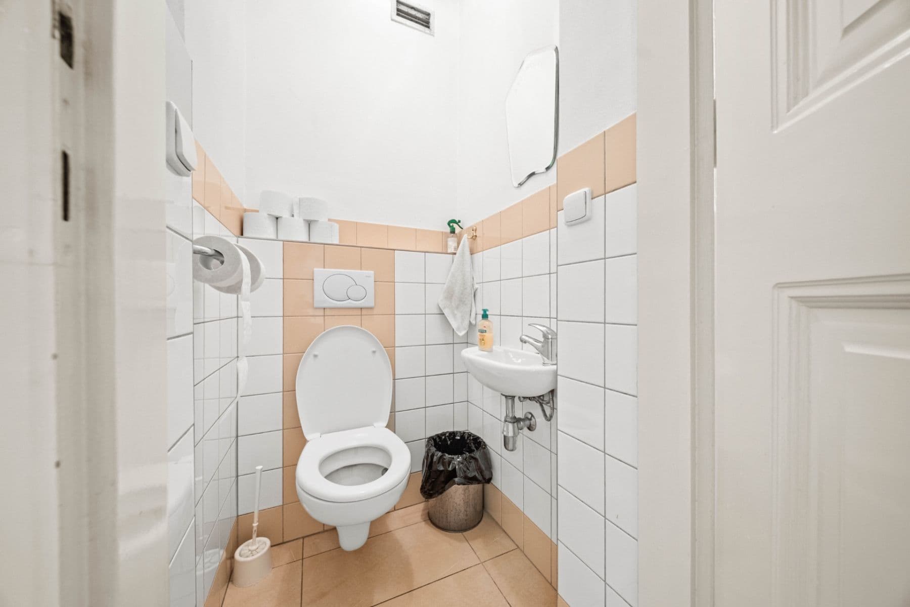 office to rent, 156 m², Jeseniova, Prague, Prague office to rent, 156 m², Jeseniova, Prague, Prague