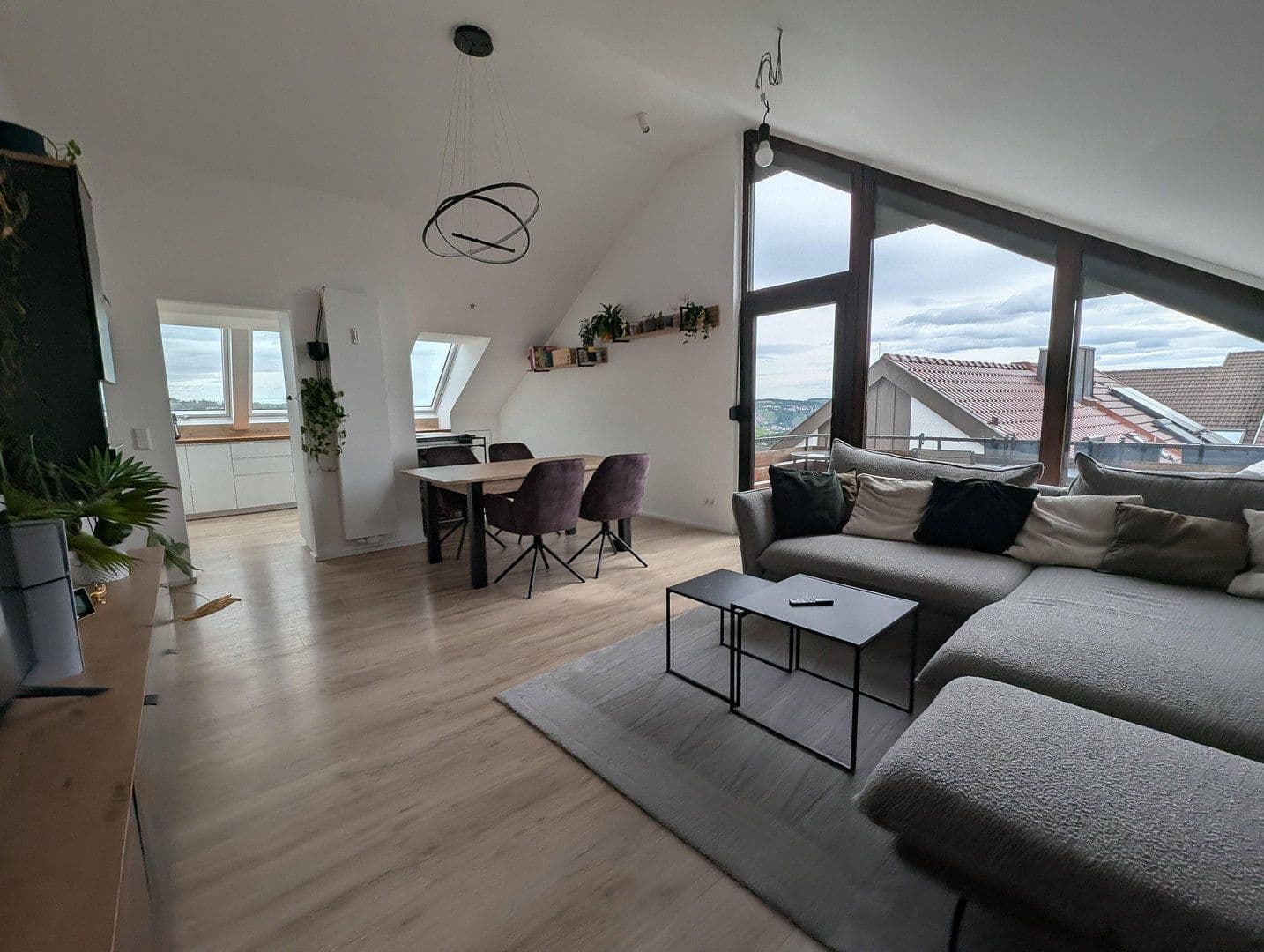 2 bedroom with open-plan kitchen flat to rent, 74 m², STUTTGART, Baden-Württemberg 2 bedroom with open-plan kitchen flat to rent, 74 m², STUTTGART, Baden-Württemberg