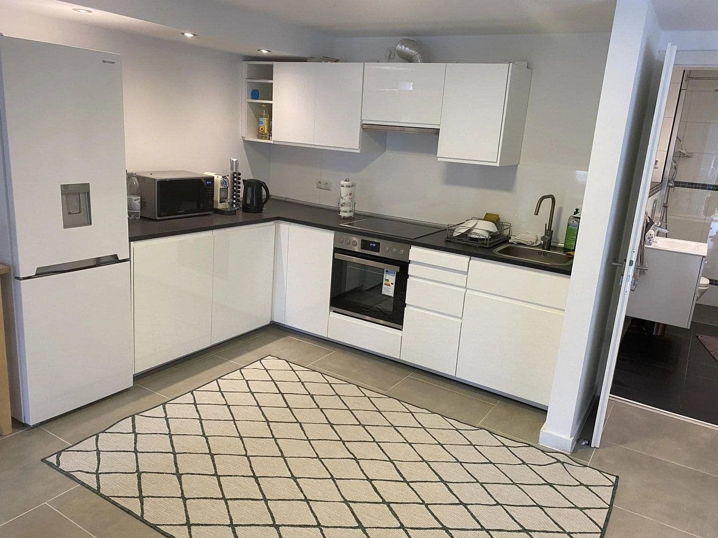 2 bedroom flat to rent, 72 m², Düsseldorf, North Rhine-Westphalia 2 bedroom flat to rent, 72 m², Düsseldorf, North Rhine-Westphalia