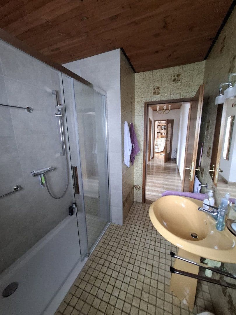 house for sale, 154 m², Windesheim, Rhineland-Palatinate house for sale, 154 m², Windesheim, Rhineland-Palatinate
