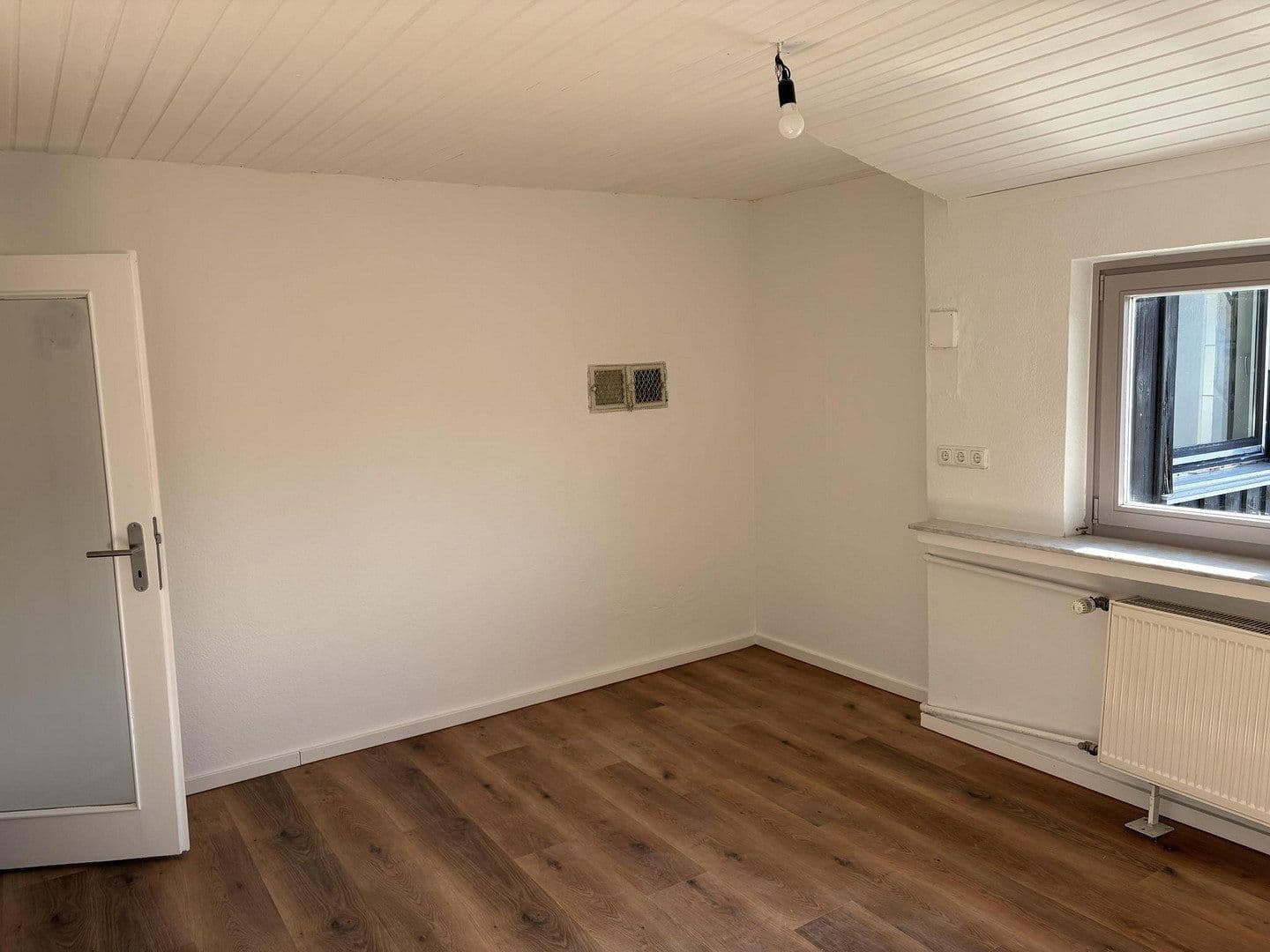 2 bedroom with open-plan kitchen flat to rent, 138 m², Blumenstraße 34, Karlsfeld, Bavaria 2 bedroom with open-plan kitchen flat to rent, 138 m², Blumenstraße 34, Karlsfeld, Bavaria