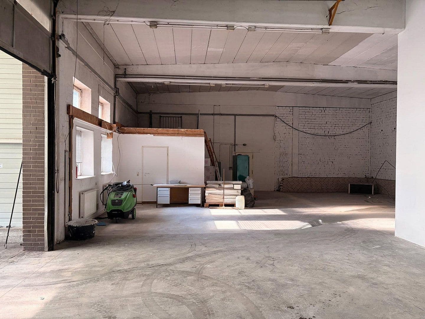 non-residential property to rent, 310 m², Hermann-Bahlsen-Str 2, Barsinghausen, Lower Saxony non-residential property to rent, 310 m², Hermann-Bahlsen-Str 2, Barsinghausen, Lower Saxony