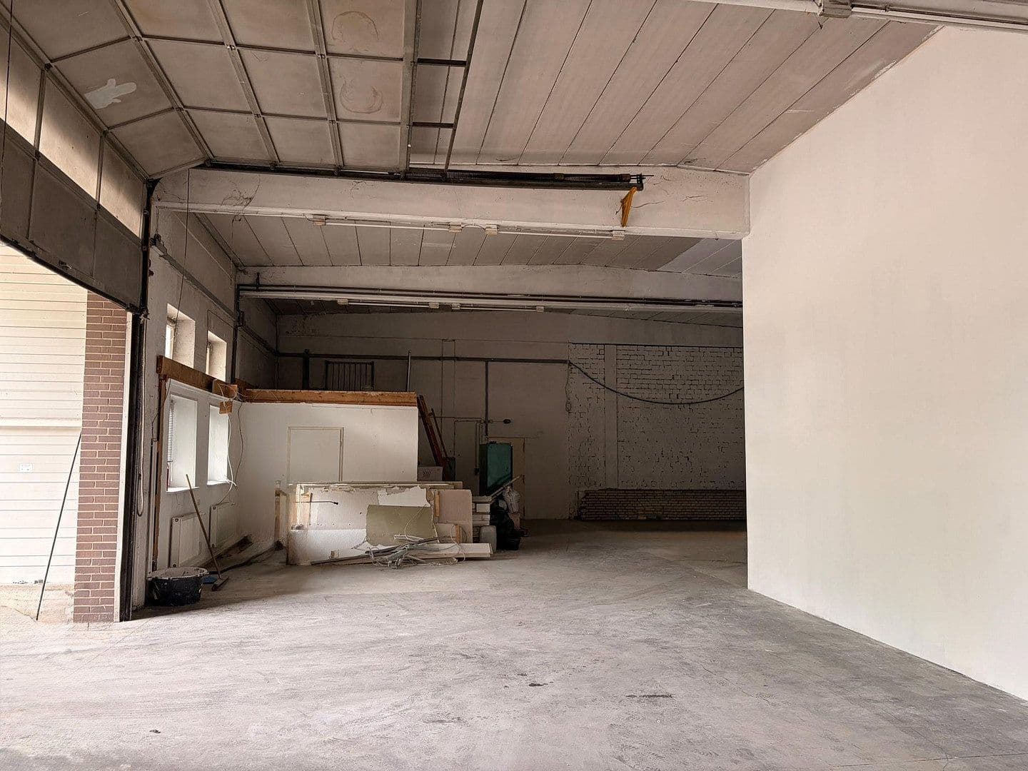 non-residential property to rent, 310 m², Hermann-Bahlsen-Str 2, Barsinghausen, Lower Saxony non-residential property to rent, 310 m², Hermann-Bahlsen-Str 2, Barsinghausen, Lower Saxony