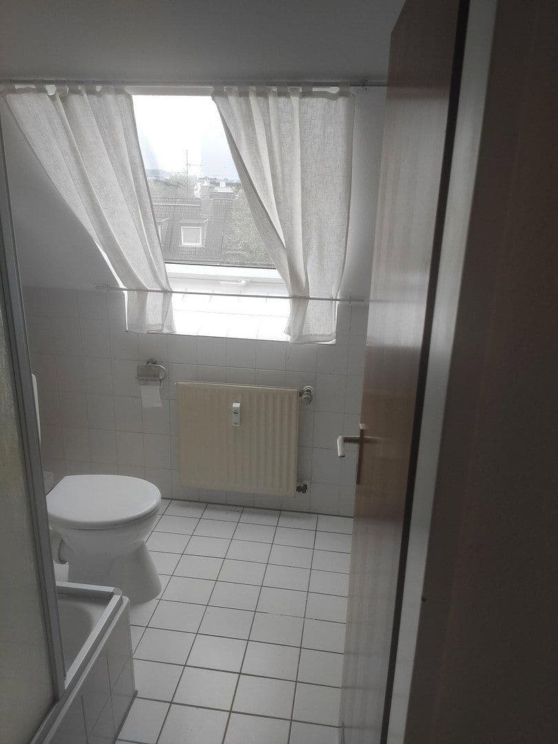 3 bedroom flat to rent, 57 m², Peliserkerstraße 51, Aachen, North Rhine-Westphalia 3 bedroom flat to rent, 57 m², Peliserkerstraße 51, Aachen, North Rhine-Westphalia