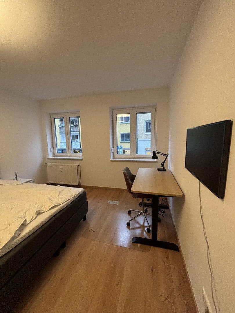 Studio flat to rent, 35 m², Baaderstraße 48, München, Bavaria Studio flat to rent, 35 m², Baaderstraße 48, München, Bavaria
