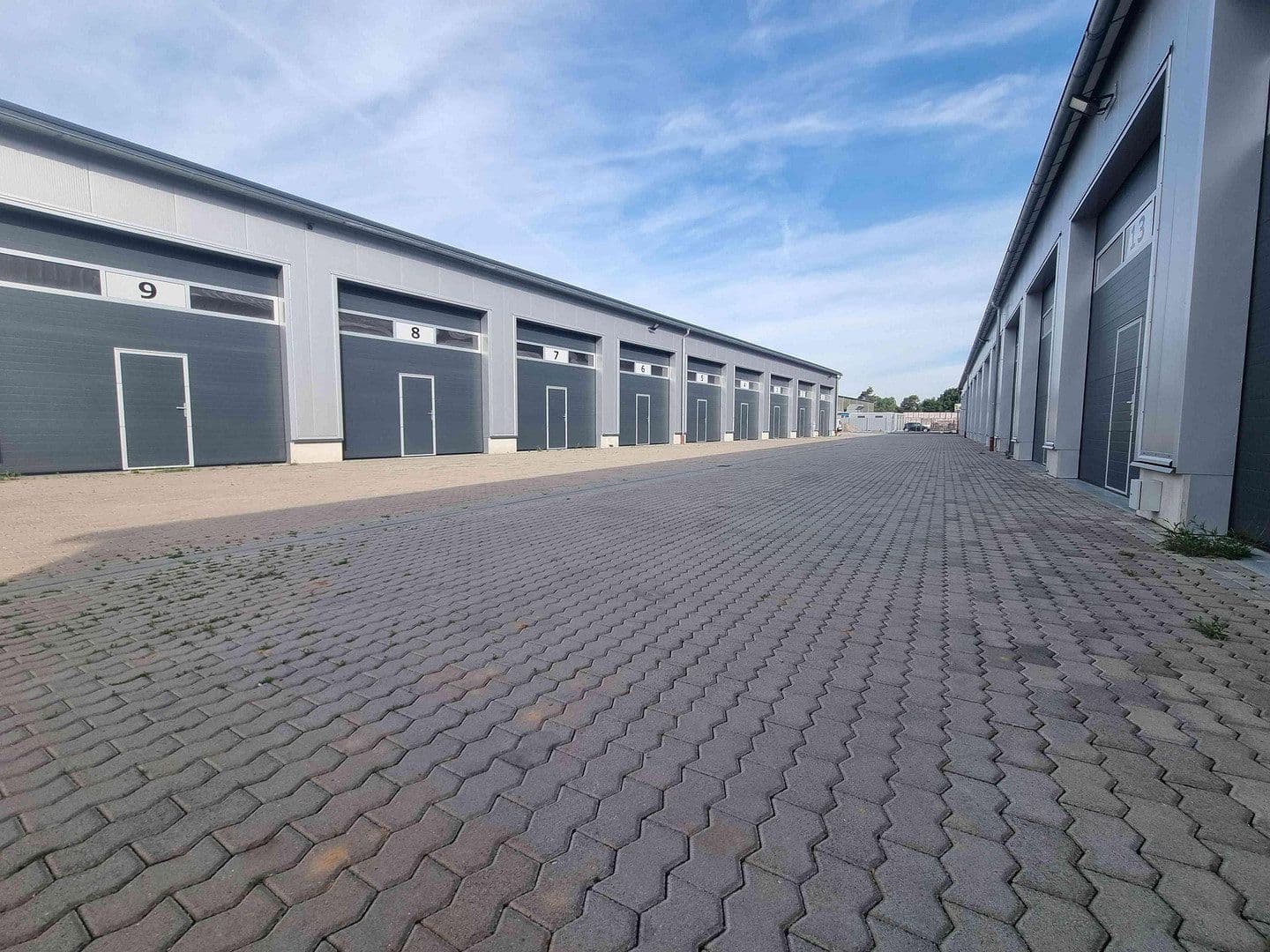 non-residential property to rent, 2,000 m², Ramstein-Miesenbach, Rhineland-Palatinate non-residential property to rent, 2,000 m², Ramstein-Miesenbach, Rhineland-Palatinate
