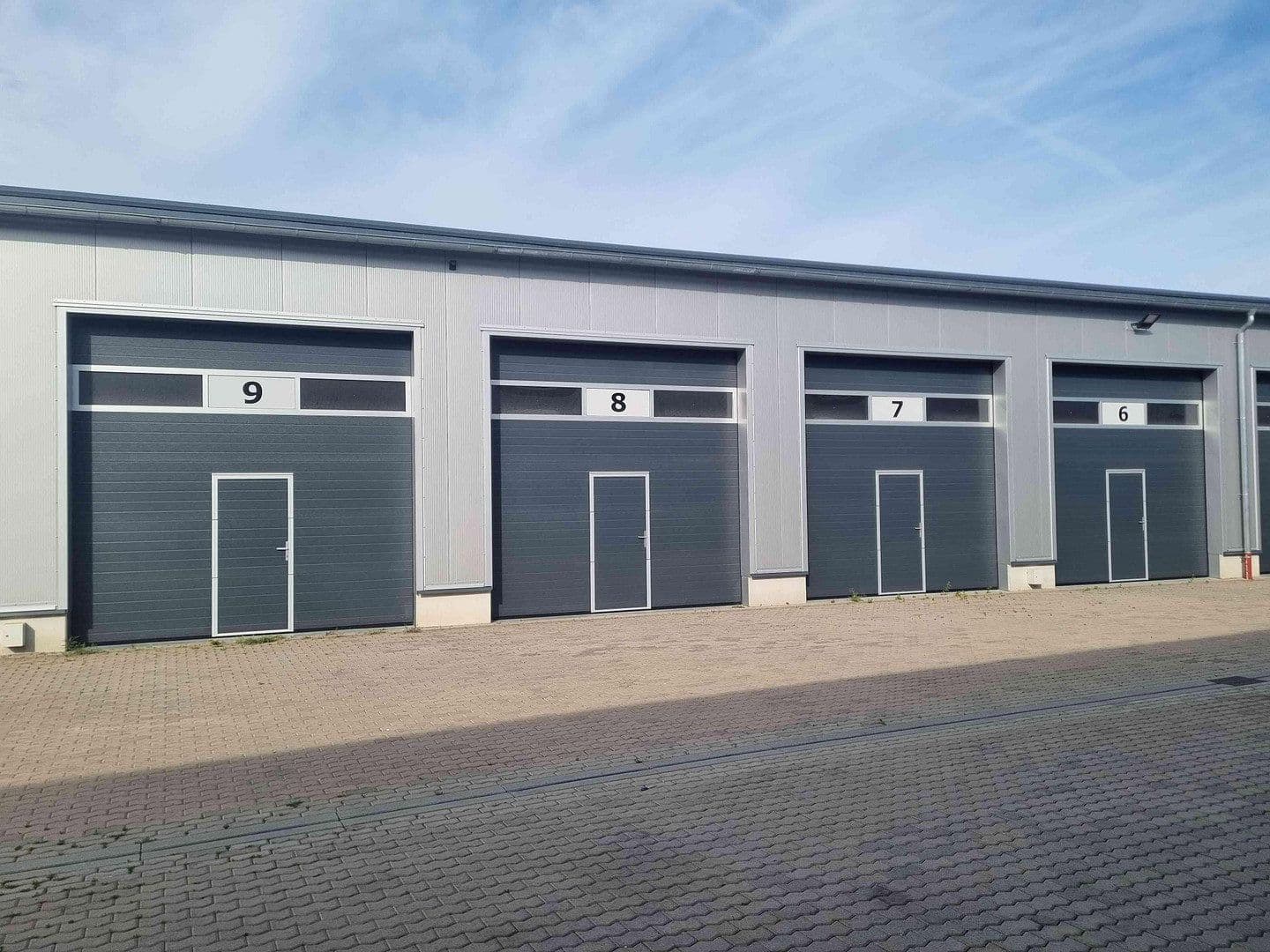 non-residential property to rent, 2,000 m², Ramstein-Miesenbach, Rhineland-Palatinate non-residential property to rent, 2,000 m², Ramstein-Miesenbach, Rhineland-Palatinate