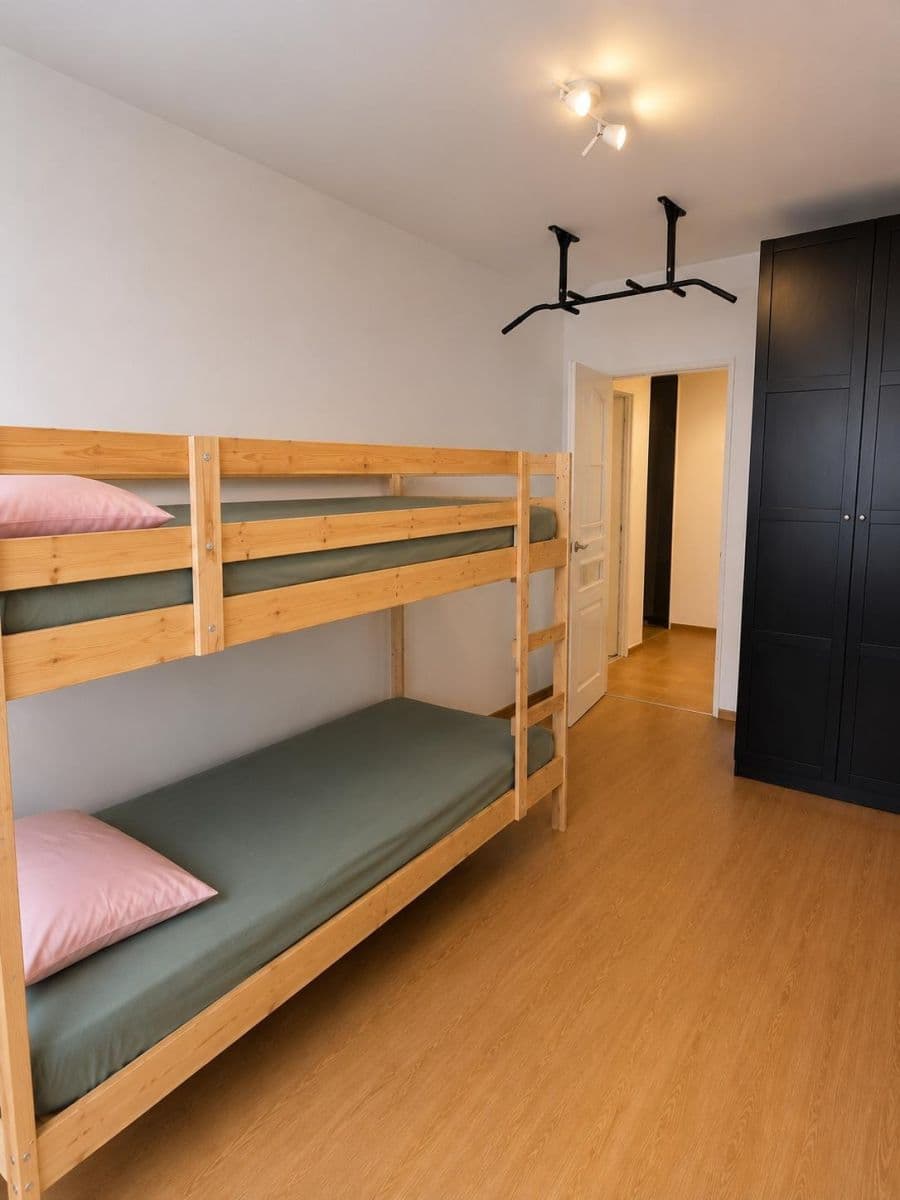 2 bedroom with open-plan kitchen flat to rent, 64 m², Makovského, Prague, Prague 2 bedroom with open-plan kitchen flat to rent, 64 m², Makovského, Prague, Prague