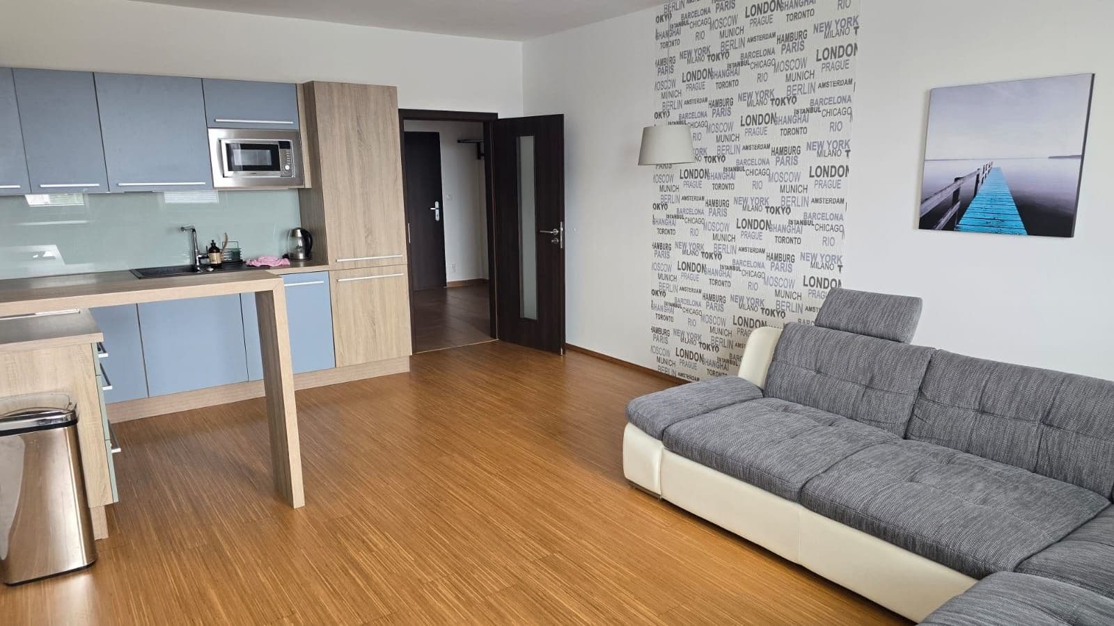 1 bedroom with open-plan kitchen flat to rent, 57 m², Jantarová, Ostrava, Moravskoslezský Region 1 bedroom with open-plan kitchen flat to rent, 57 m², Jantarová, Ostrava, Moravskoslezský Region