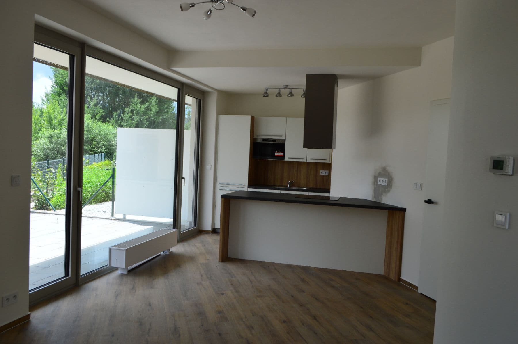 1 bedroom with open-plan kitchen flat to rent, 65 m², Podveská, Brno, Jihomoravský Region 1 bedroom with open-plan kitchen flat to rent, 65 m², Podveská, Brno, Jihomoravský Region