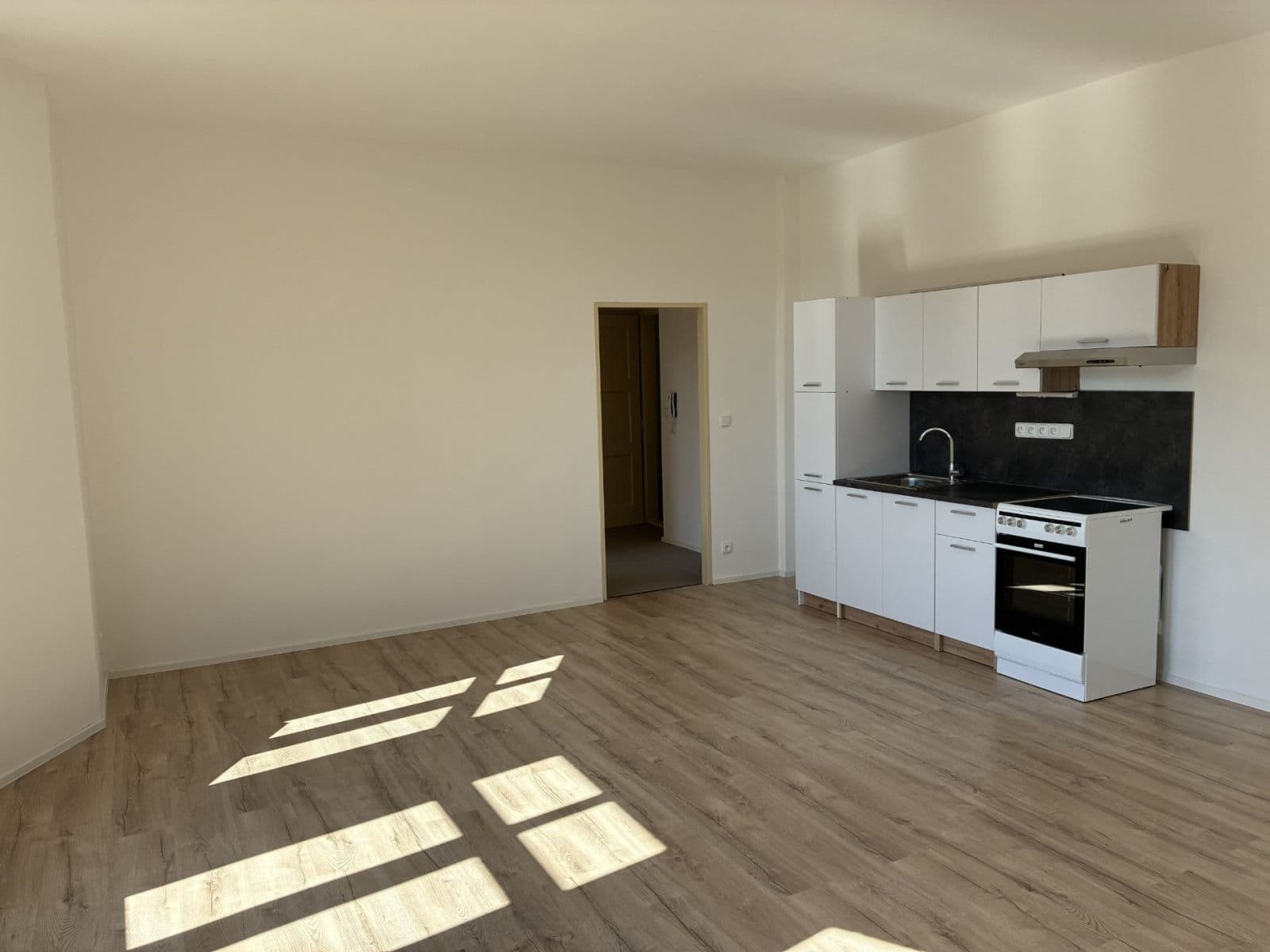 1 bedroom with open-plan kitchen flat to rent, 51 m², Postupice, Středočeský Region 1 bedroom with open-plan kitchen flat to rent, 51 m², Postupice, Středočeský Region