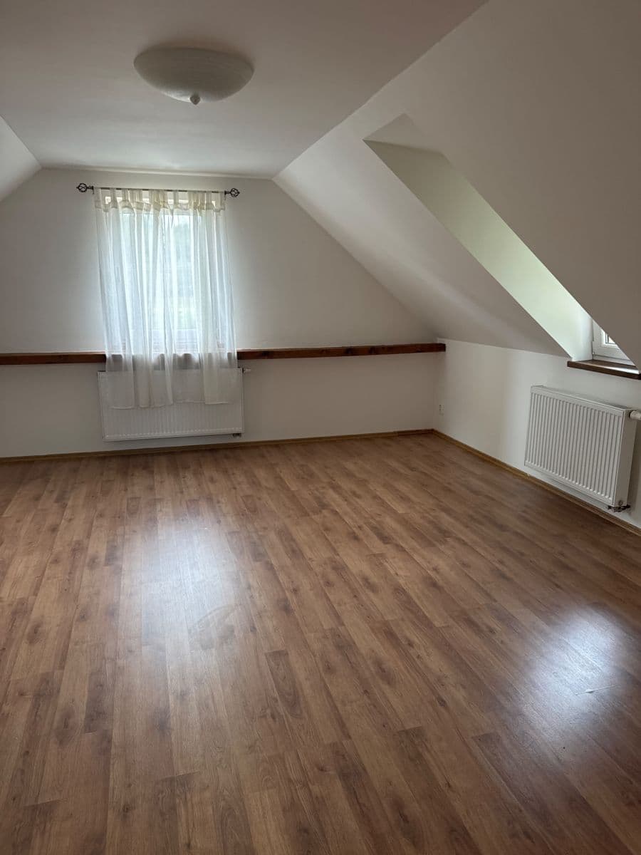 1 bedroom with open-plan kitchen flat to rent, 89 m², Povltavská, Klecany, Středočeský Region 1 bedroom with open-plan kitchen flat to rent, 89 m², Povltavská, Klecany, Středočeský Region