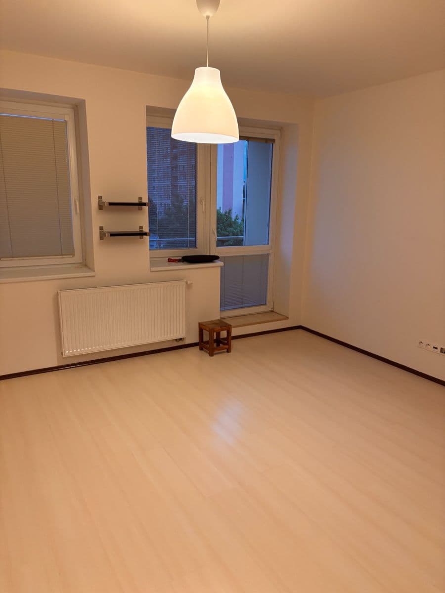 Studio flat to rent, 30 m², Boloňská, Prague, Prague Studio flat to rent, 30 m², Boloňská, Prague, Prague