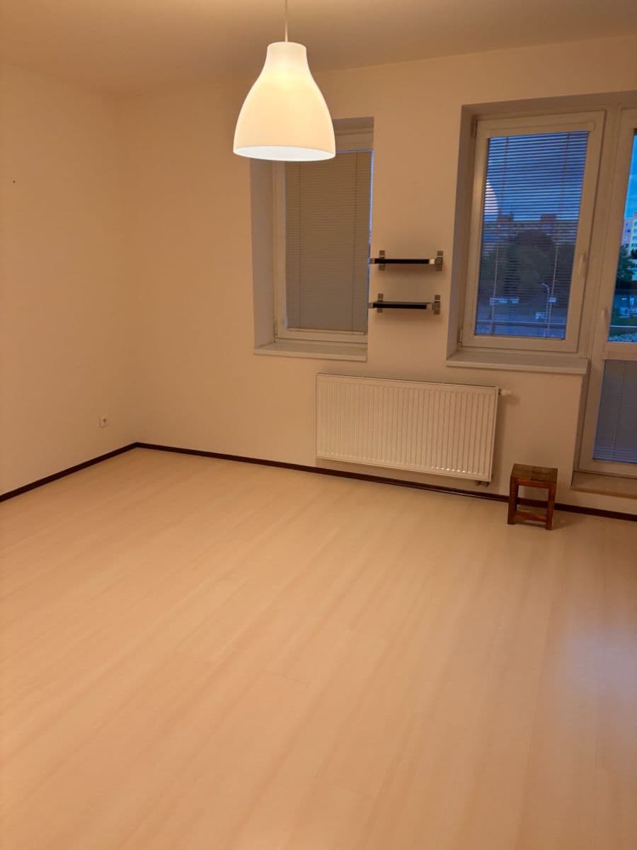 Studio flat to rent, 30 m², Boloňská, Prague, Prague Studio flat to rent, 30 m², Boloňská, Prague, Prague