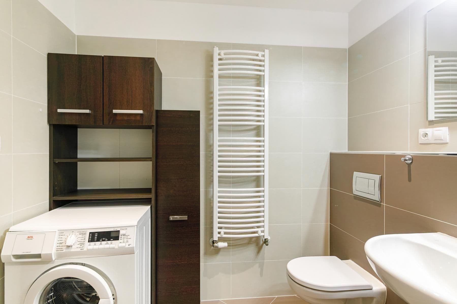1 bedroom with open-plan kitchen flat for sale, 65 m², Hlučkova, Prague, Prague 1 bedroom with open-plan kitchen flat for sale, 65 m², Hlučkova, Prague, Prague