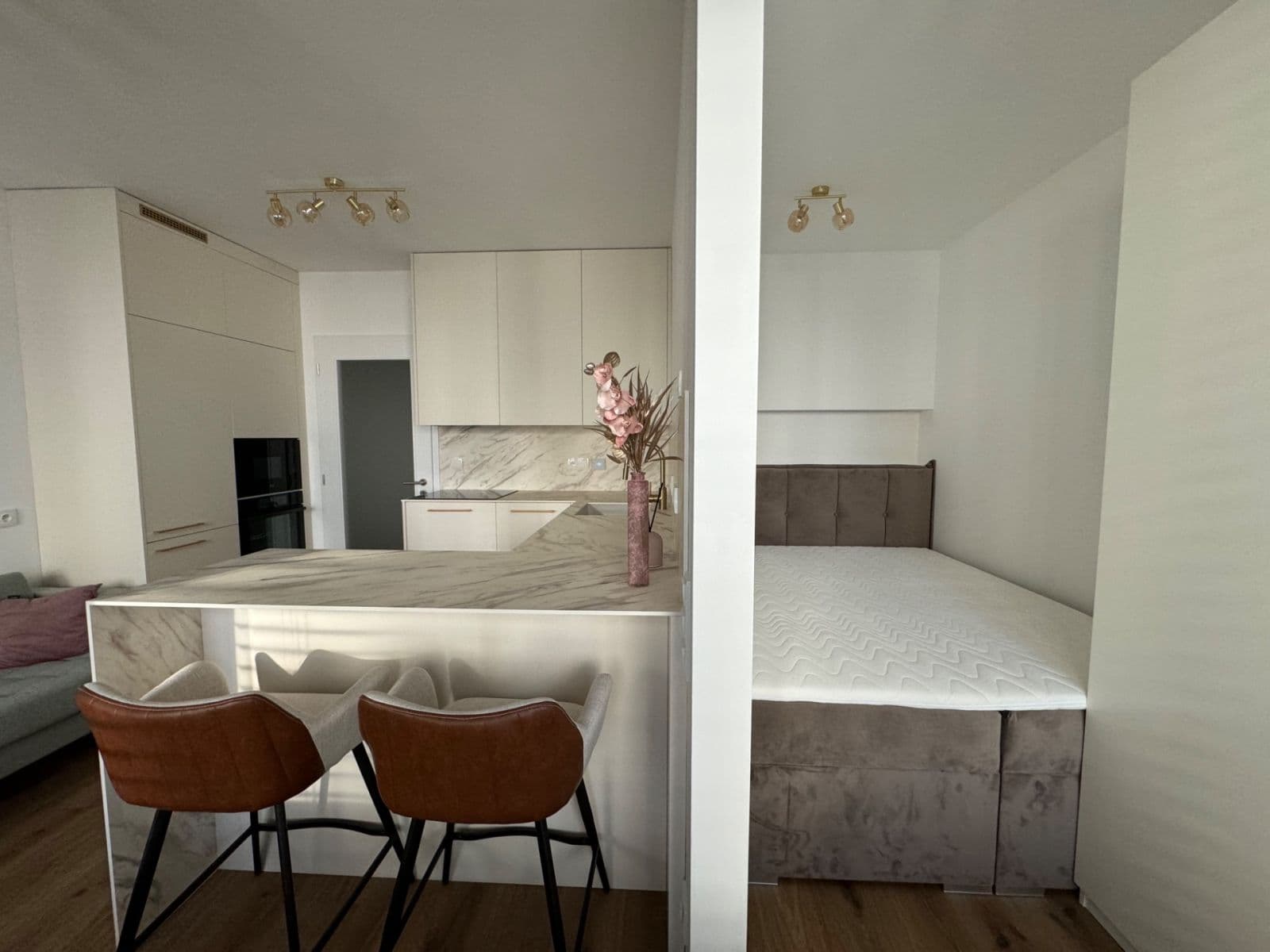Studio flat to rent, 32 m², Olgy Havlové, Prague, Prague Studio flat to rent, 32 m², Olgy Havlové, Prague, Prague