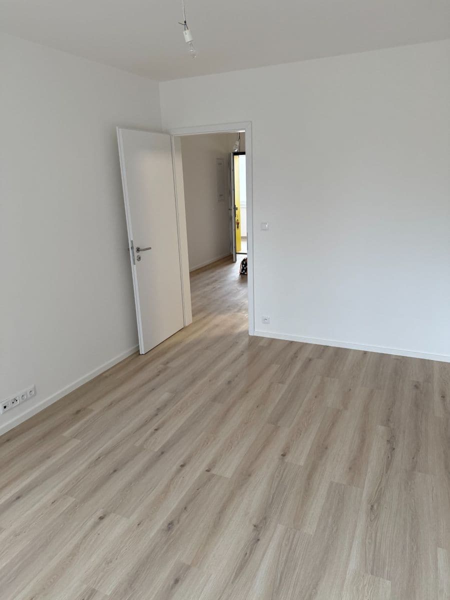 1 bedroom with open-plan kitchen flat to rent, 59 m², Brandýs nad Labem-Stará Boleslav, Středočeský Region 1 bedroom with open-plan kitchen flat to rent, 59 m², Brandýs nad Labem-Stará Boleslav, Středočeský Region
