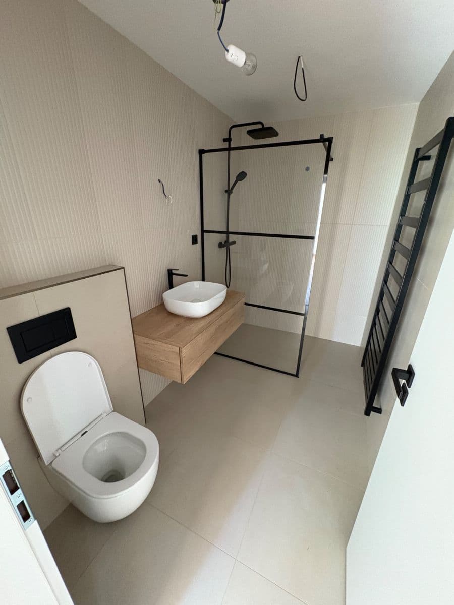 1 bedroom with open-plan kitchen flat to rent, 55 m², Veverské Knínice, Jihomoravský Region 1 bedroom with open-plan kitchen flat to rent, 55 m², Veverské Knínice, Jihomoravský Region