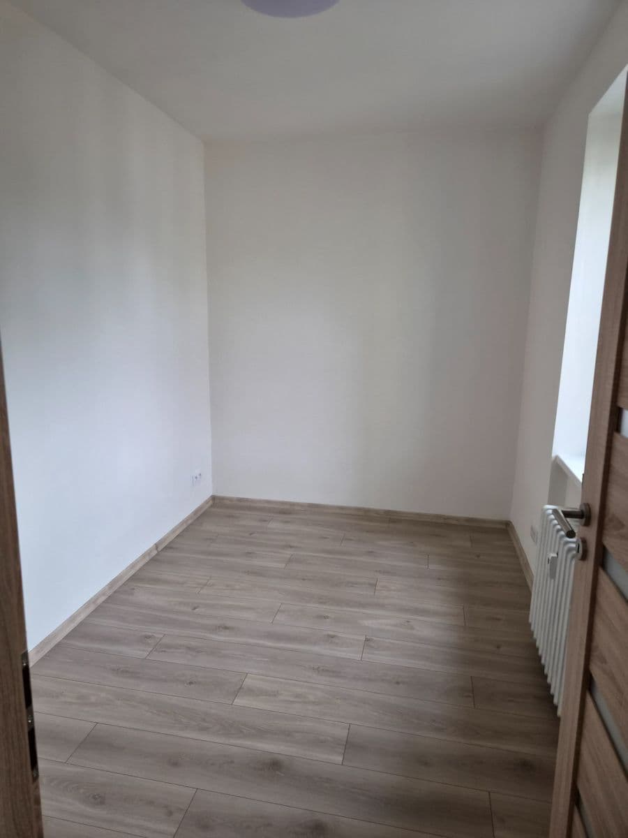 2 bedroom with open-plan kitchen flat to rent, 53 m², U Cihelny, Jihlava, Vysočina Region 2 bedroom with open-plan kitchen flat to rent, 53 m², U Cihelny, Jihlava, Vysočina Region
