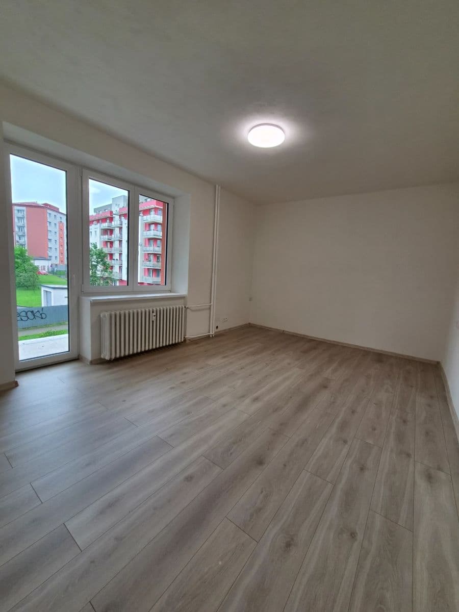 2 bedroom with open-plan kitchen flat to rent, 53 m², U Cihelny, Jihlava, Vysočina Region 2 bedroom with open-plan kitchen flat to rent, 53 m², U Cihelny, Jihlava, Vysočina Region