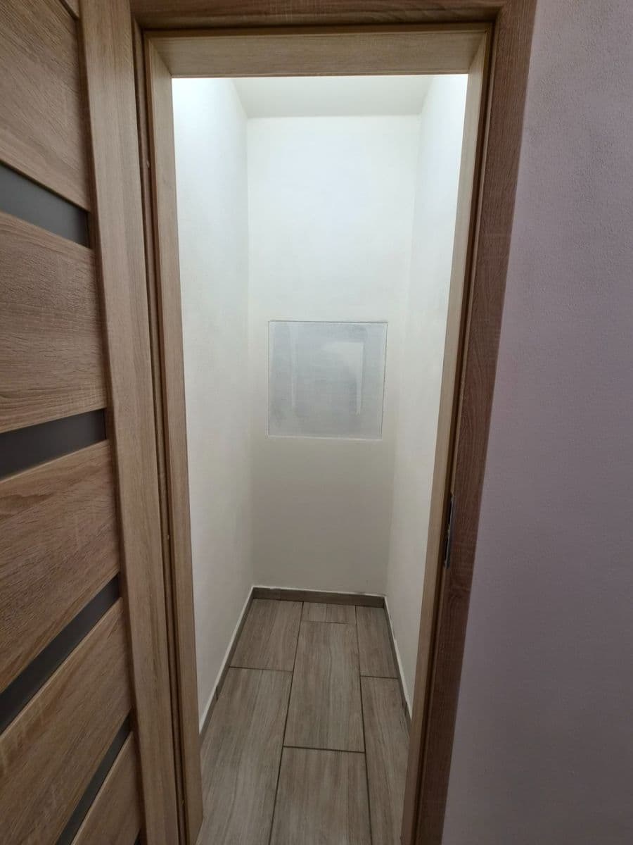 2 bedroom with open-plan kitchen flat to rent, 53 m², U Cihelny, Jihlava, Vysočina Region 2 bedroom with open-plan kitchen flat to rent, 53 m², U Cihelny, Jihlava, Vysočina Region