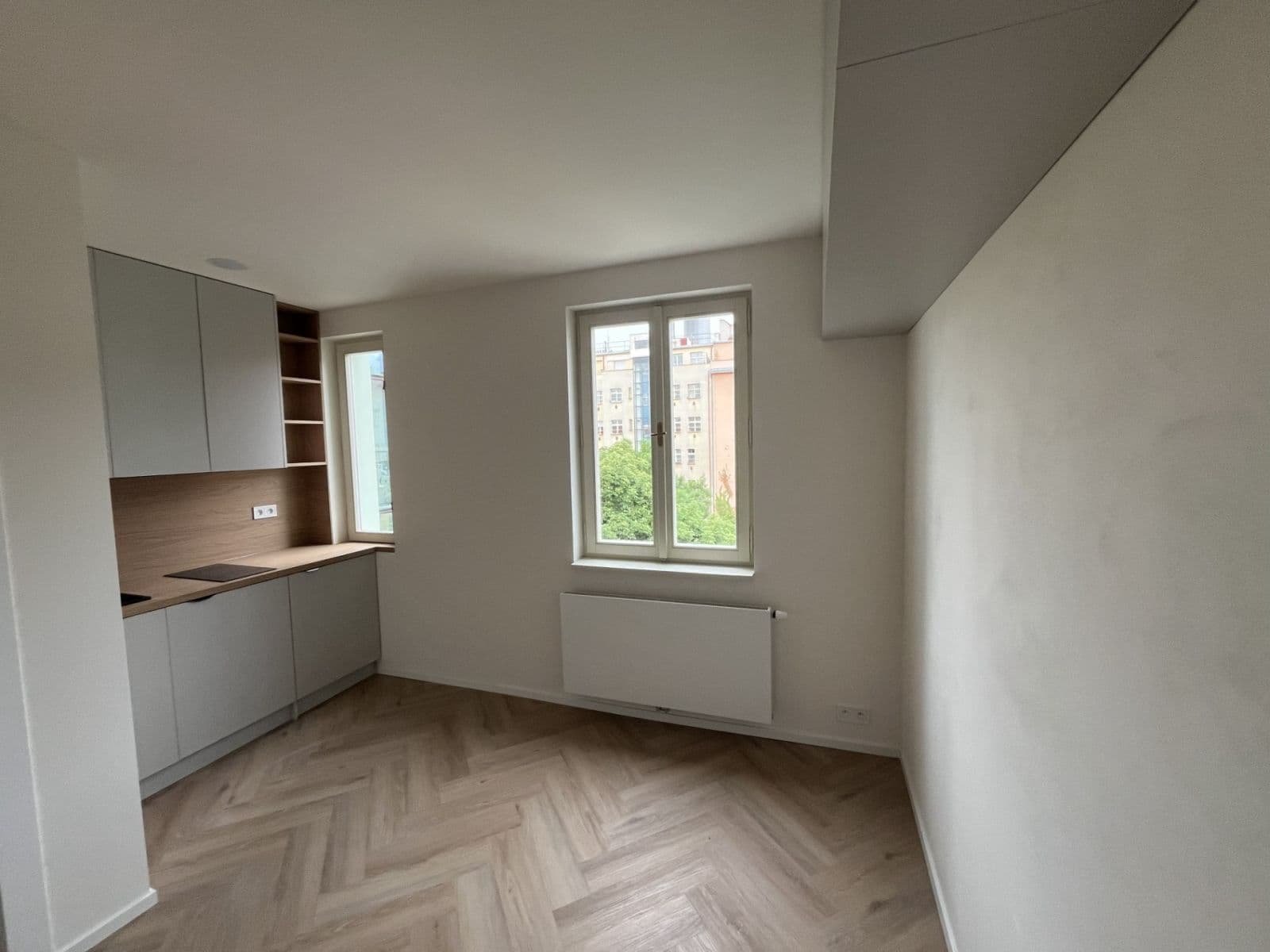 Studio flat to rent, 18 m², Bořivojova, Prague, Prague Studio flat to rent, 18 m², Bořivojova, Prague, Prague