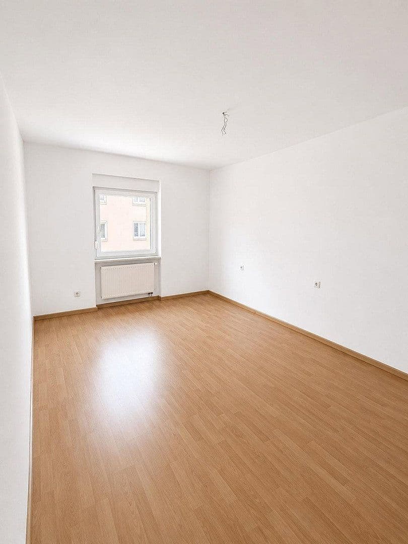 4 bedroom flat to rent, 140 m², Schweinfurt, Bavaria 4 bedroom flat to rent, 140 m², Schweinfurt, Bavaria