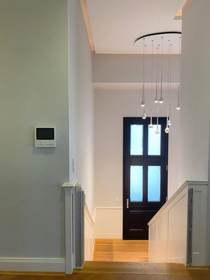 5 bedroom with open-plan kitchen flat for sale, 220 m², Frankfurt, Hesse 5 bedroom with open-plan kitchen flat for sale, 220 m², Frankfurt, Hesse