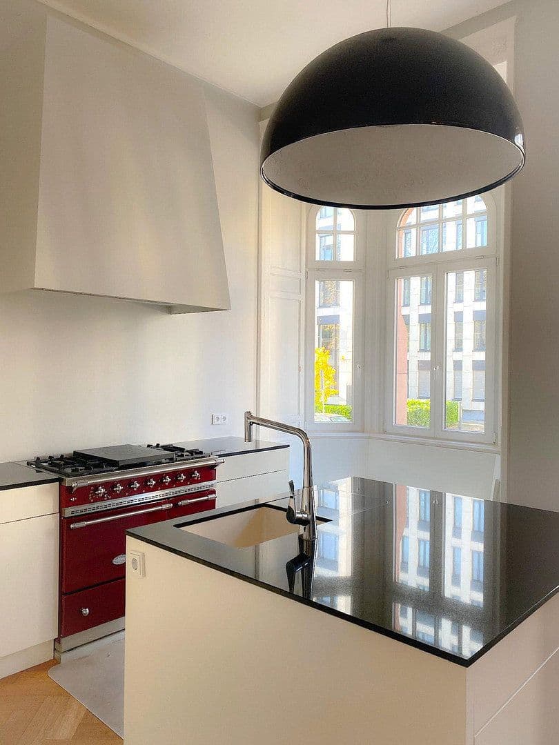 5 bedroom with open-plan kitchen flat for sale, 220 m², Frankfurt, Hesse 5 bedroom with open-plan kitchen flat for sale, 220 m², Frankfurt, Hesse