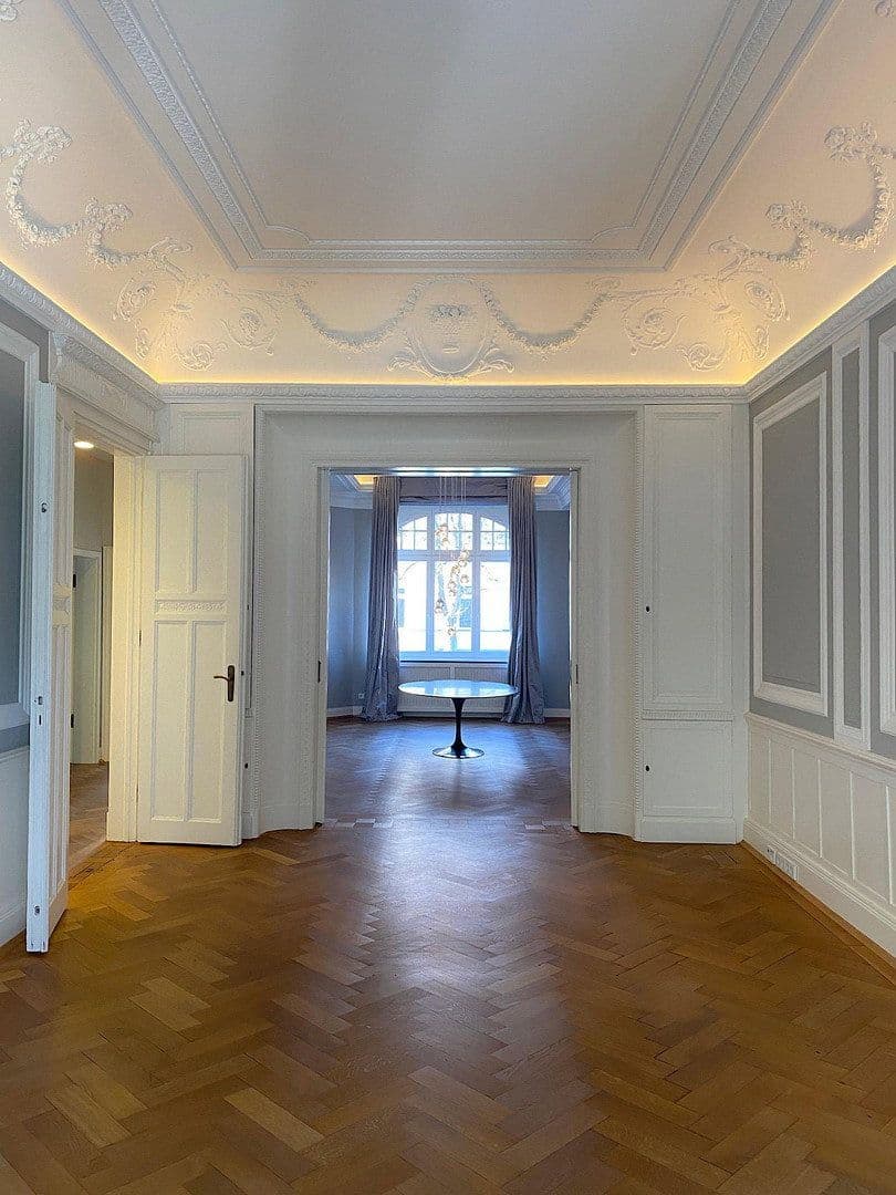 5 bedroom with open-plan kitchen flat for sale, 220 m², Frankfurt, Hesse 5 bedroom with open-plan kitchen flat for sale, 220 m², Frankfurt, Hesse
