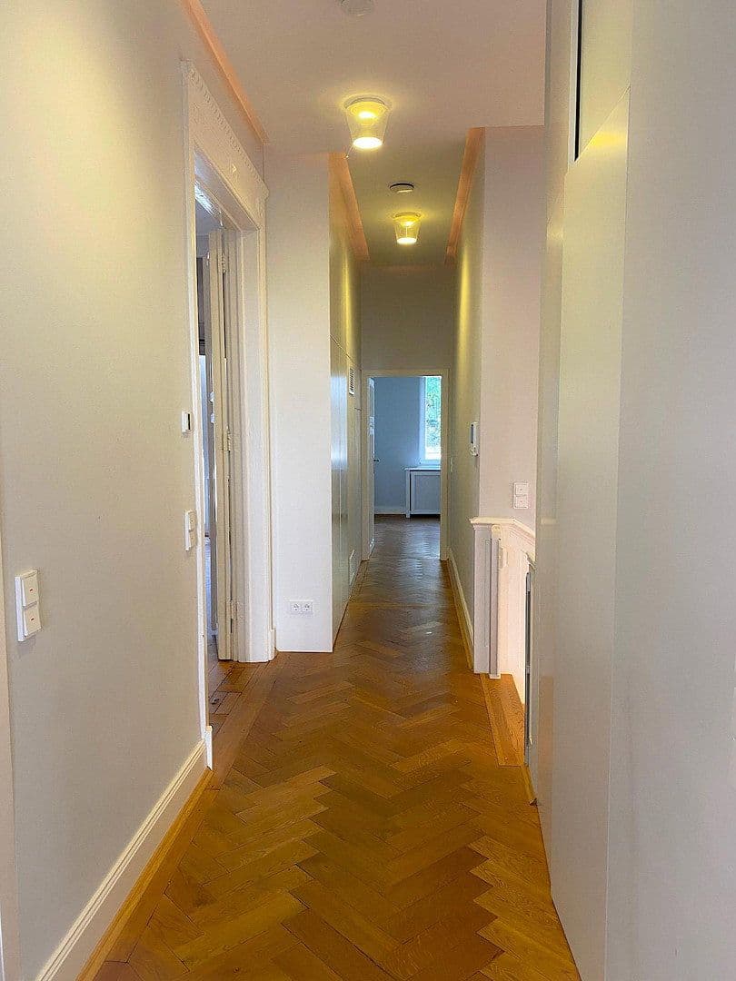 5 bedroom with open-plan kitchen flat for sale, 220 m², Frankfurt, Hesse 5 bedroom with open-plan kitchen flat for sale, 220 m², Frankfurt, Hesse