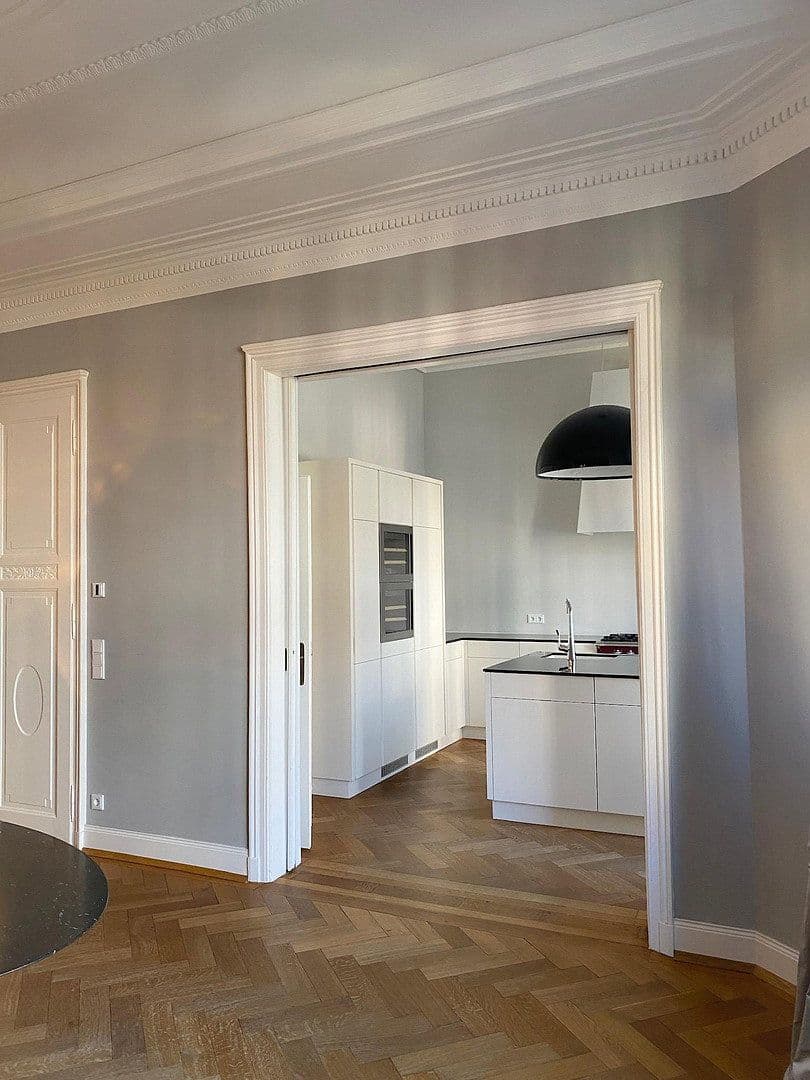 5 bedroom with open-plan kitchen flat for sale, 220 m², Frankfurt, Hesse 5 bedroom with open-plan kitchen flat for sale, 220 m², Frankfurt, Hesse