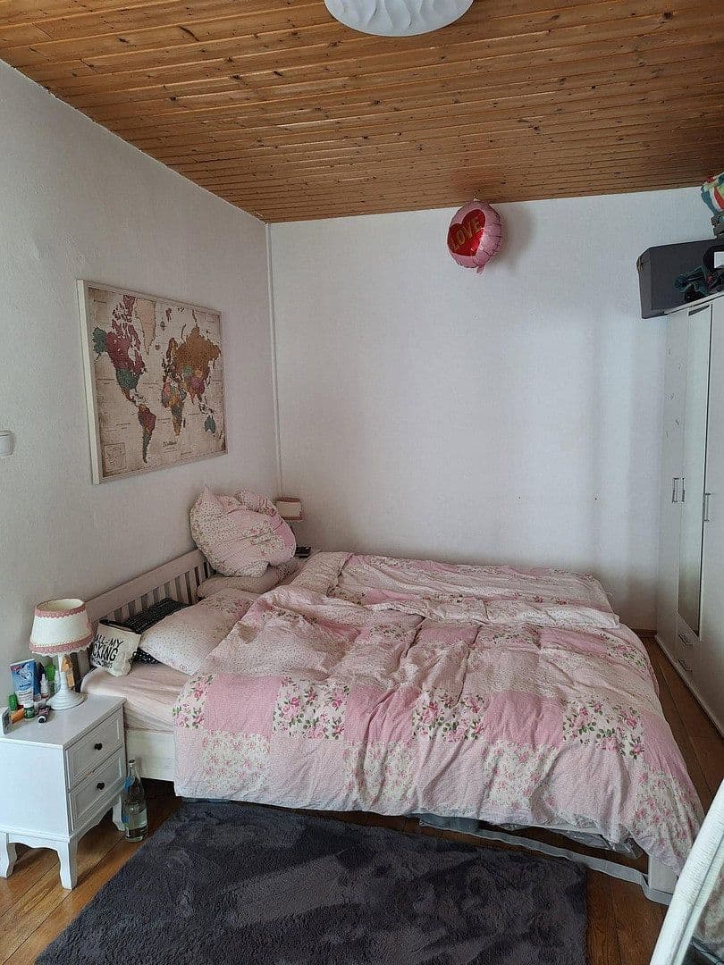 3 bedroom with open-plan kitchen flat to rent, 93 m², Mittelstraße 2, Schwerte, North Rhine-Westphalia 3 bedroom with open-plan kitchen flat to rent, 93 m², Mittelstraße 2, Schwerte, North Rhine-Westphalia