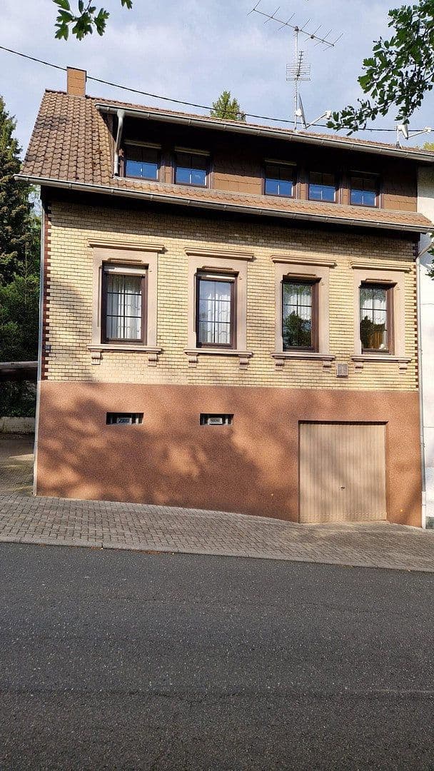 house for sale, 140 m², Am Brünnchen 10, Saarbrücken, Saarland house for sale, 140 m², Am Brünnchen 10, Saarbrücken, Saarland