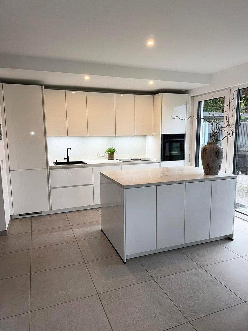 house to rent, 140 m², Quellenweg 8, Neunkirchen-Seelscheid, North Rhine-Westphalia house to rent, 140 m², Quellenweg 8, Neunkirchen-Seelscheid, North Rhine-Westphalia